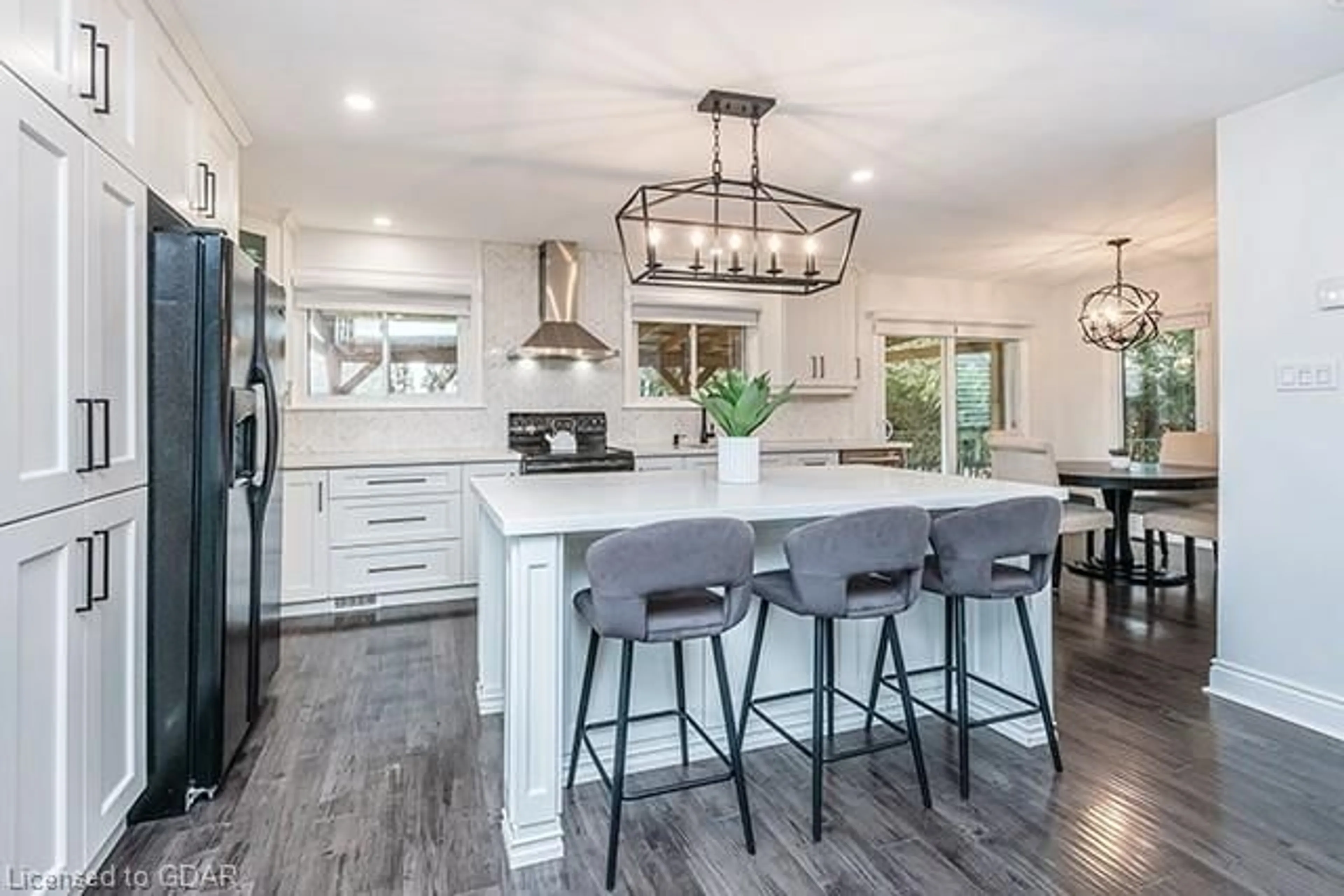 Contemporary kitchen for 16 Cardwell St, Orangeville Ontario L9W 2V6