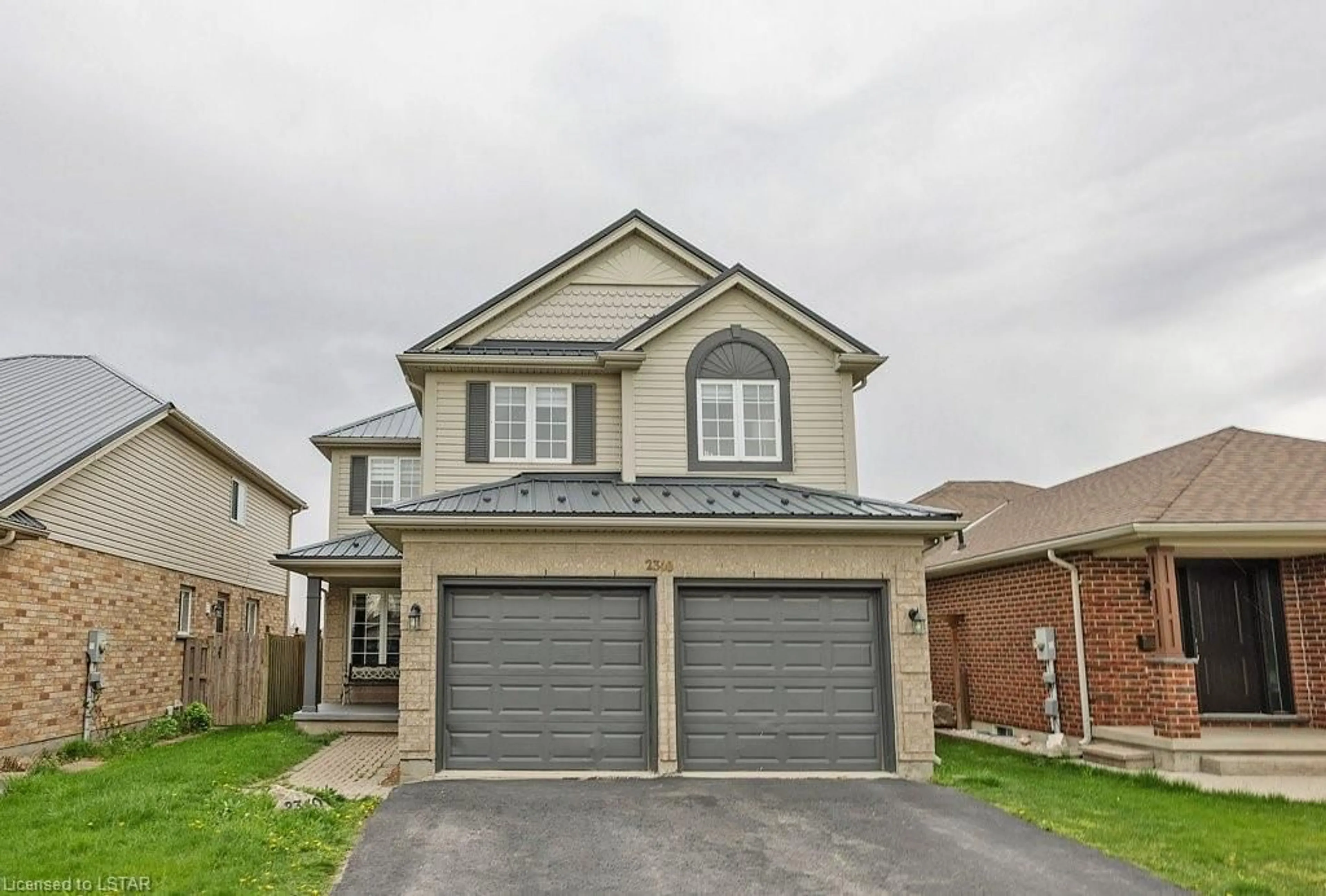 Frontside or backside of a home for 2340 Meadowgate Blvd, London Ontario N6M 1L6