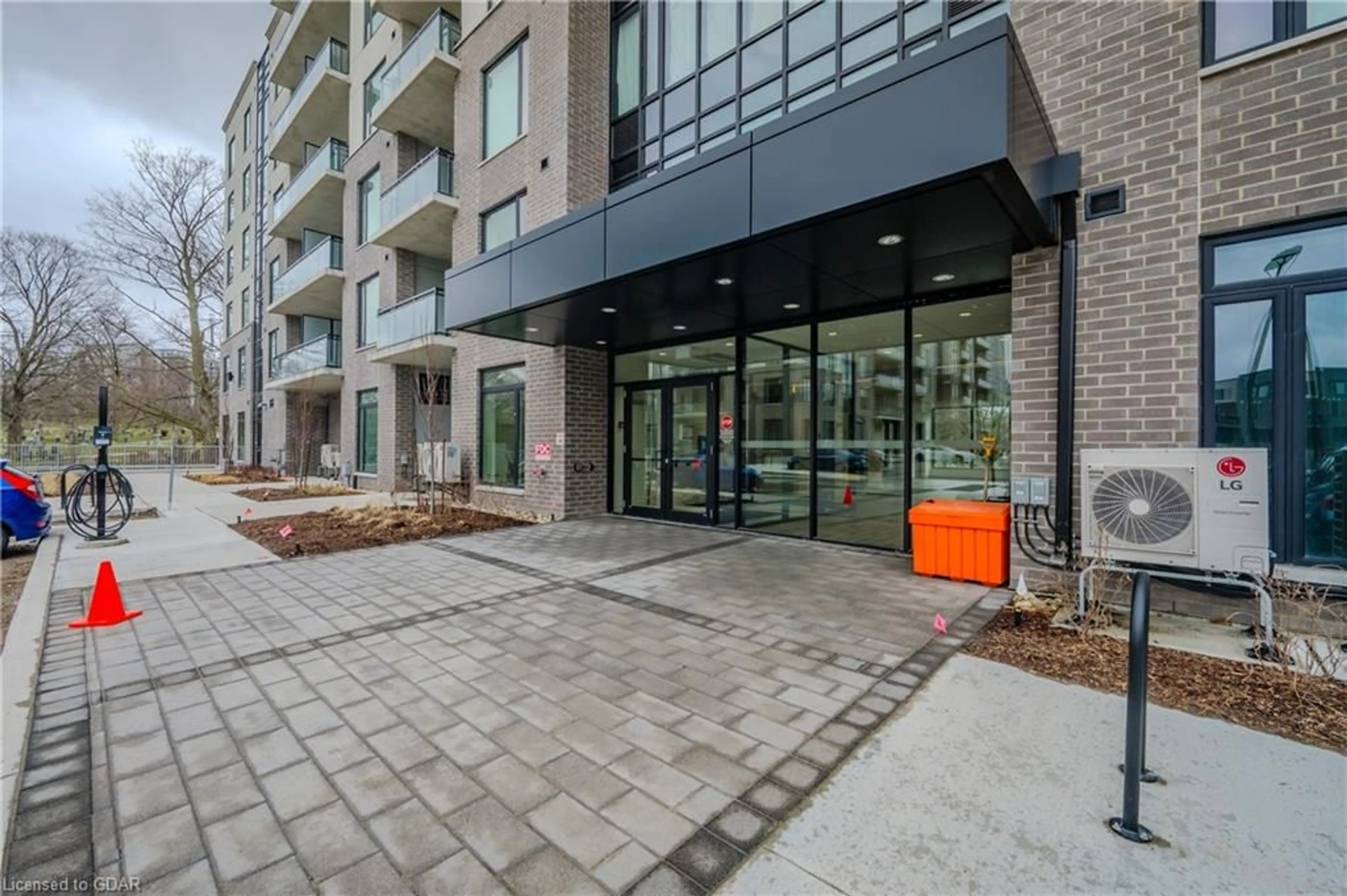 A pic from exterior of the house or condo for 103 Roger St #407, Waterloo Ontario N2J 0G2
