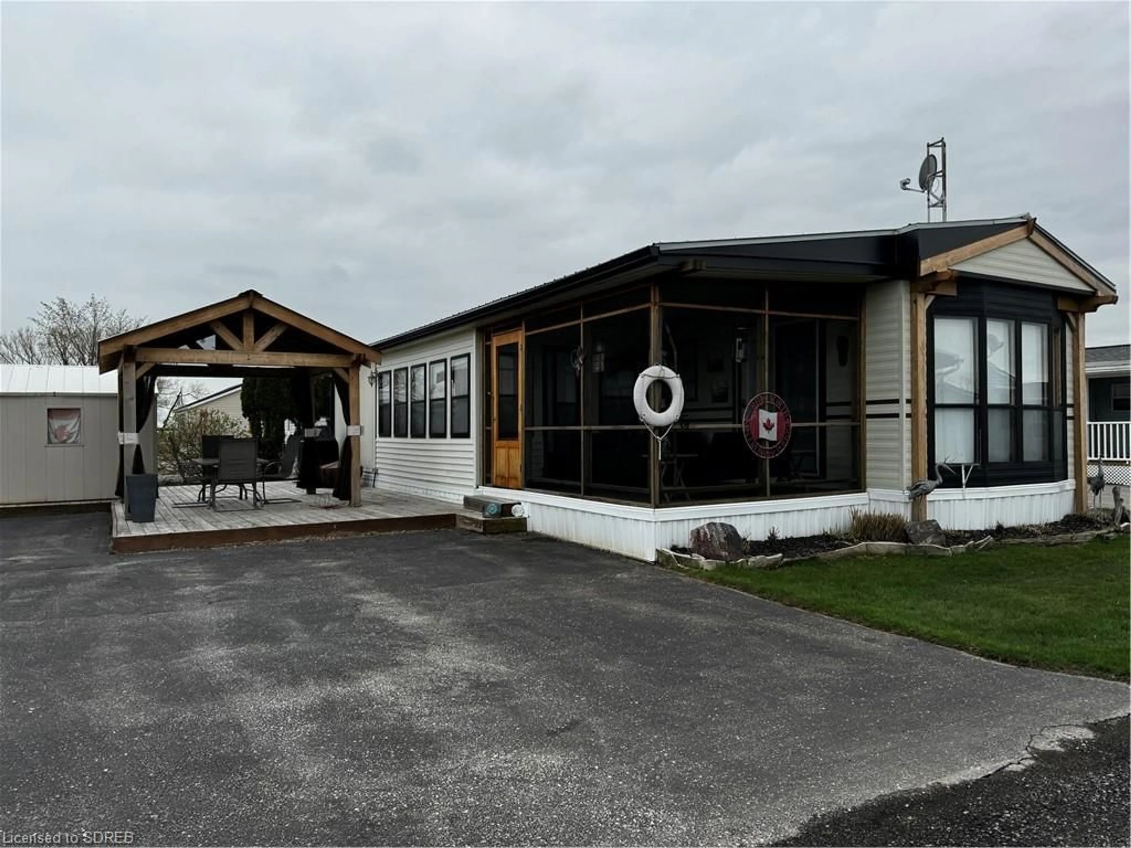 Outside view for 92 Clubhouse Rd #51, Turkey Point Ontario N0E 1T0