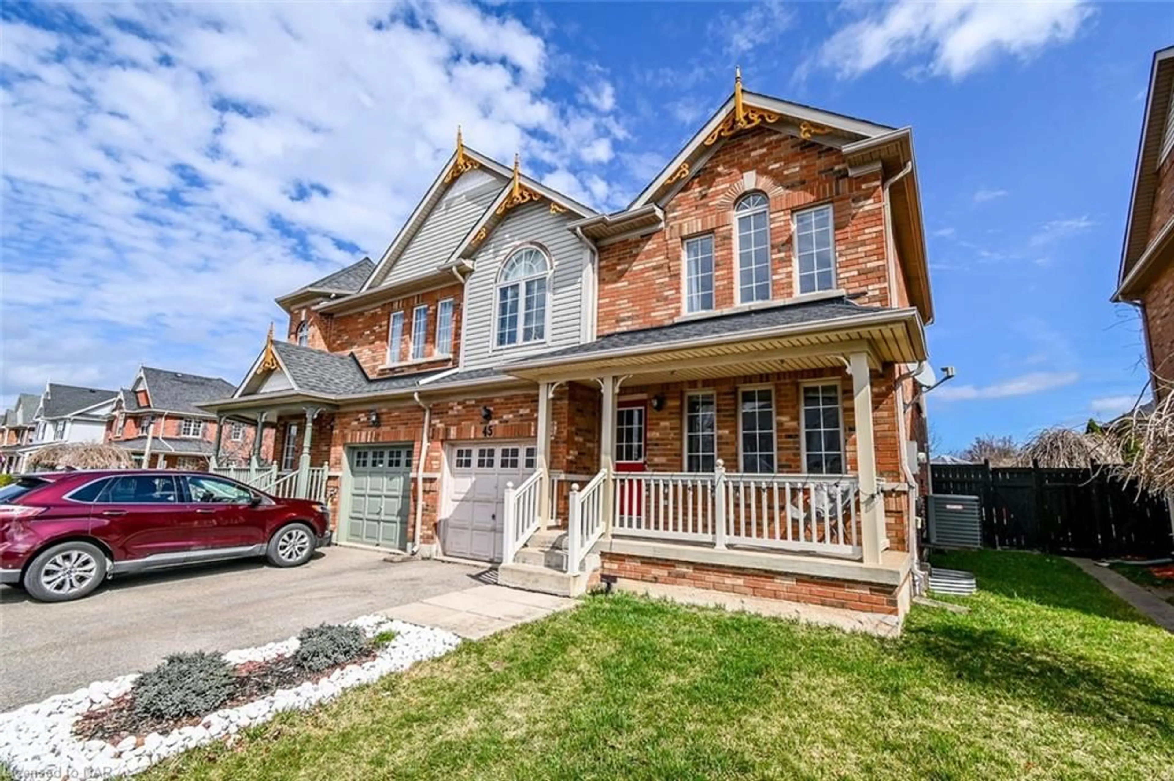 Home with brick exterior material for 45 Niagara On The Green Blvd, Niagara-on-the-Lake Ontario L0S 1J0
