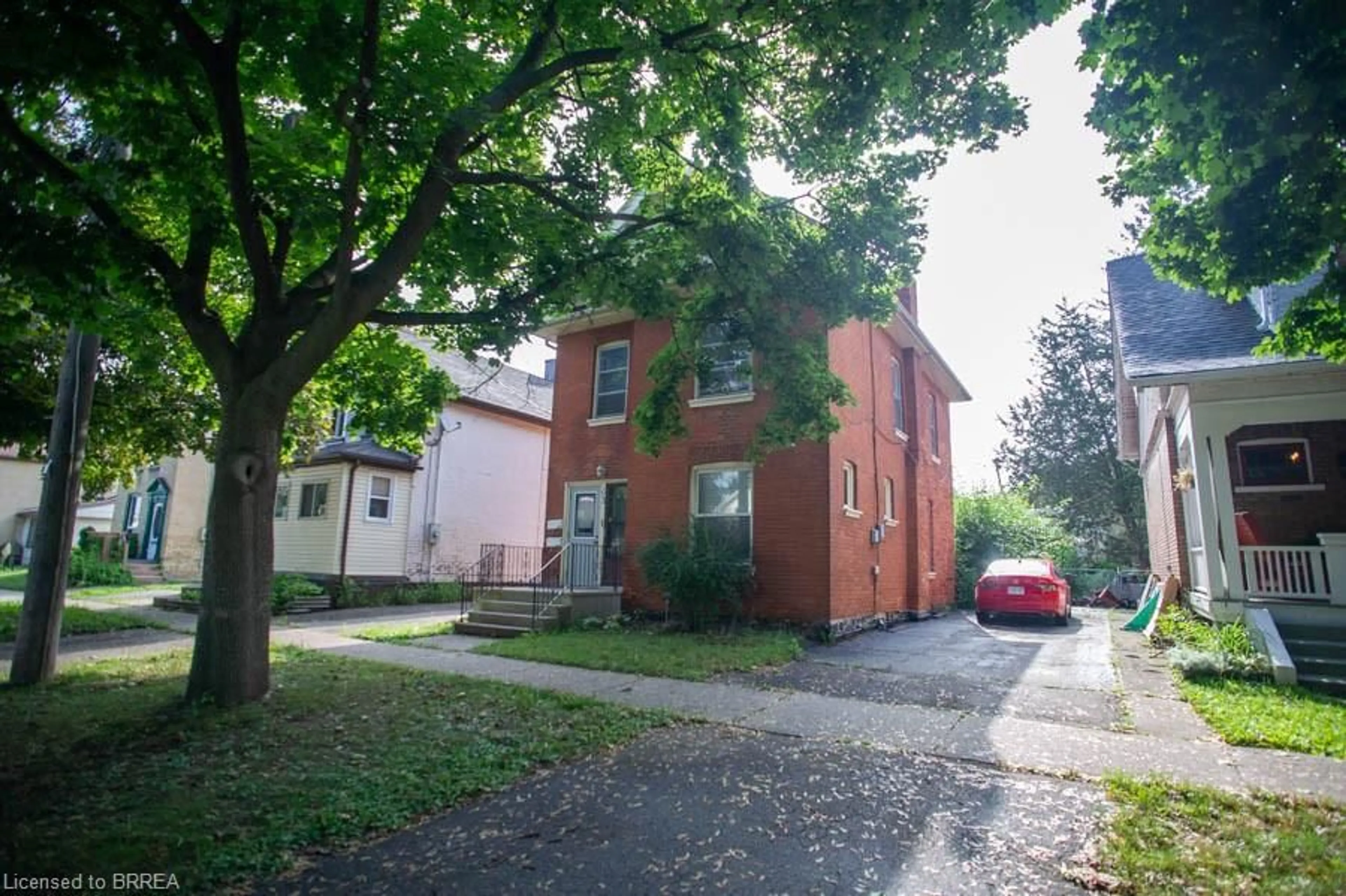 Street view for 113 Eagle Ave, Brantford Ontario N3S 1Z6