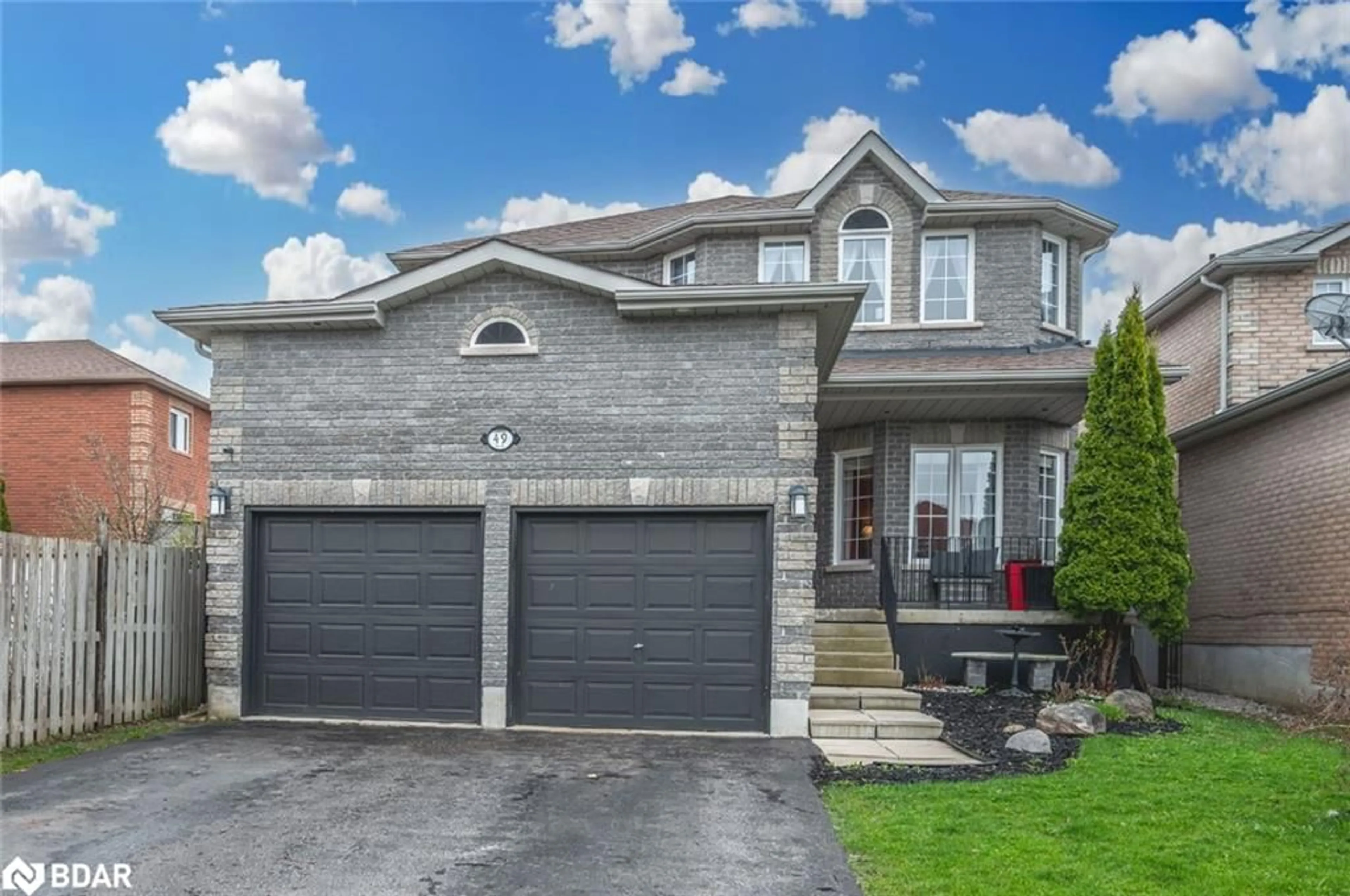 Frontside or backside of a home for 49 Jessica Dr, Barrie Ontario L4N 5T2