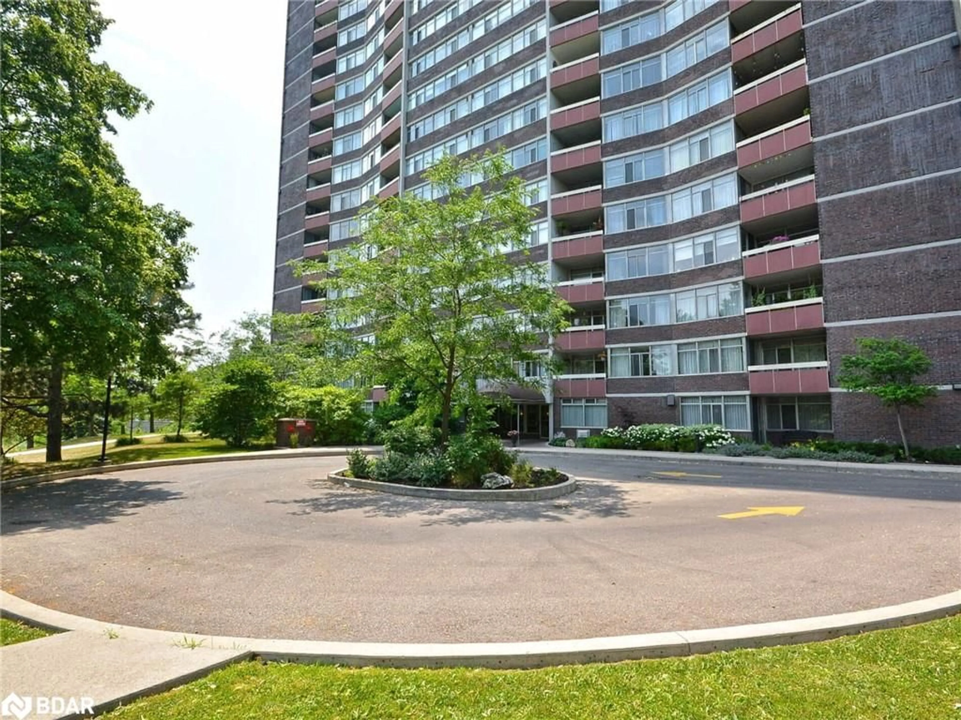 A pic from exterior of the house or condo for 3100 Kirwin Ave #2504, Mississauga Ontario L5A 3S6