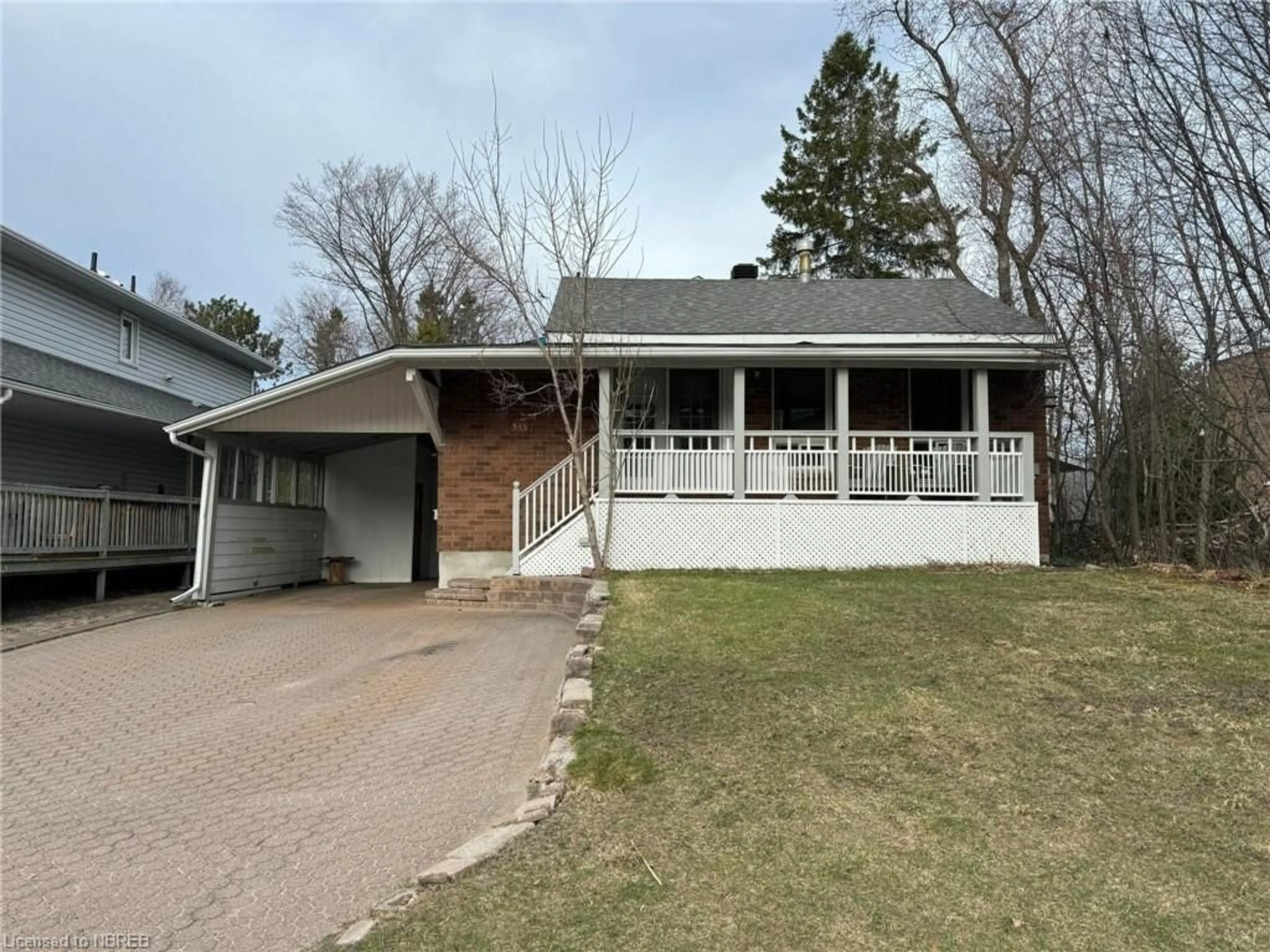 Frontside or backside of a home for 345 Aubrey St, North Bay Ontario P1B 6H8