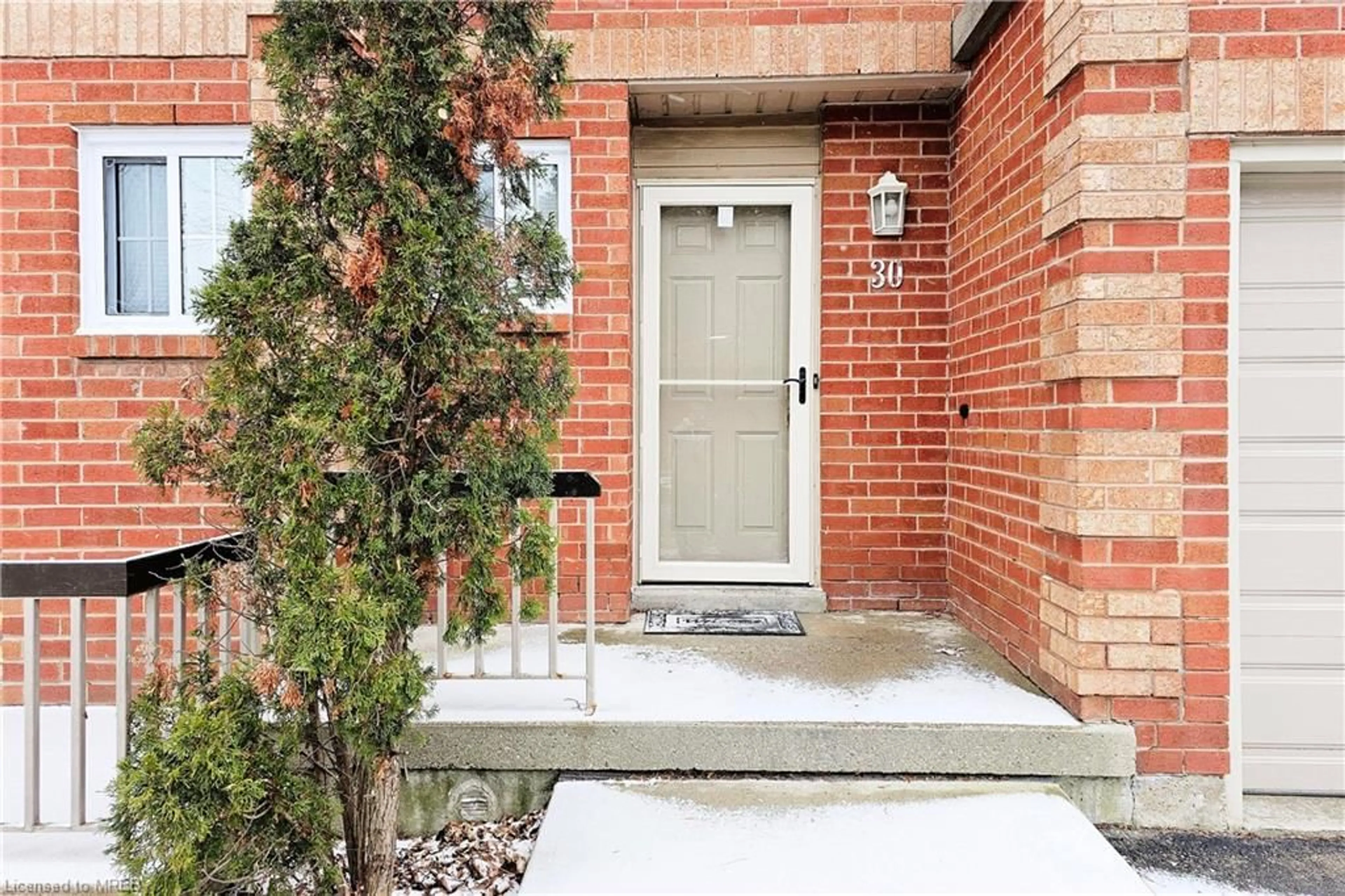 Home with brick exterior material for 34 Dynasty Ave #30, Hamilton Ontario L8G 5C7