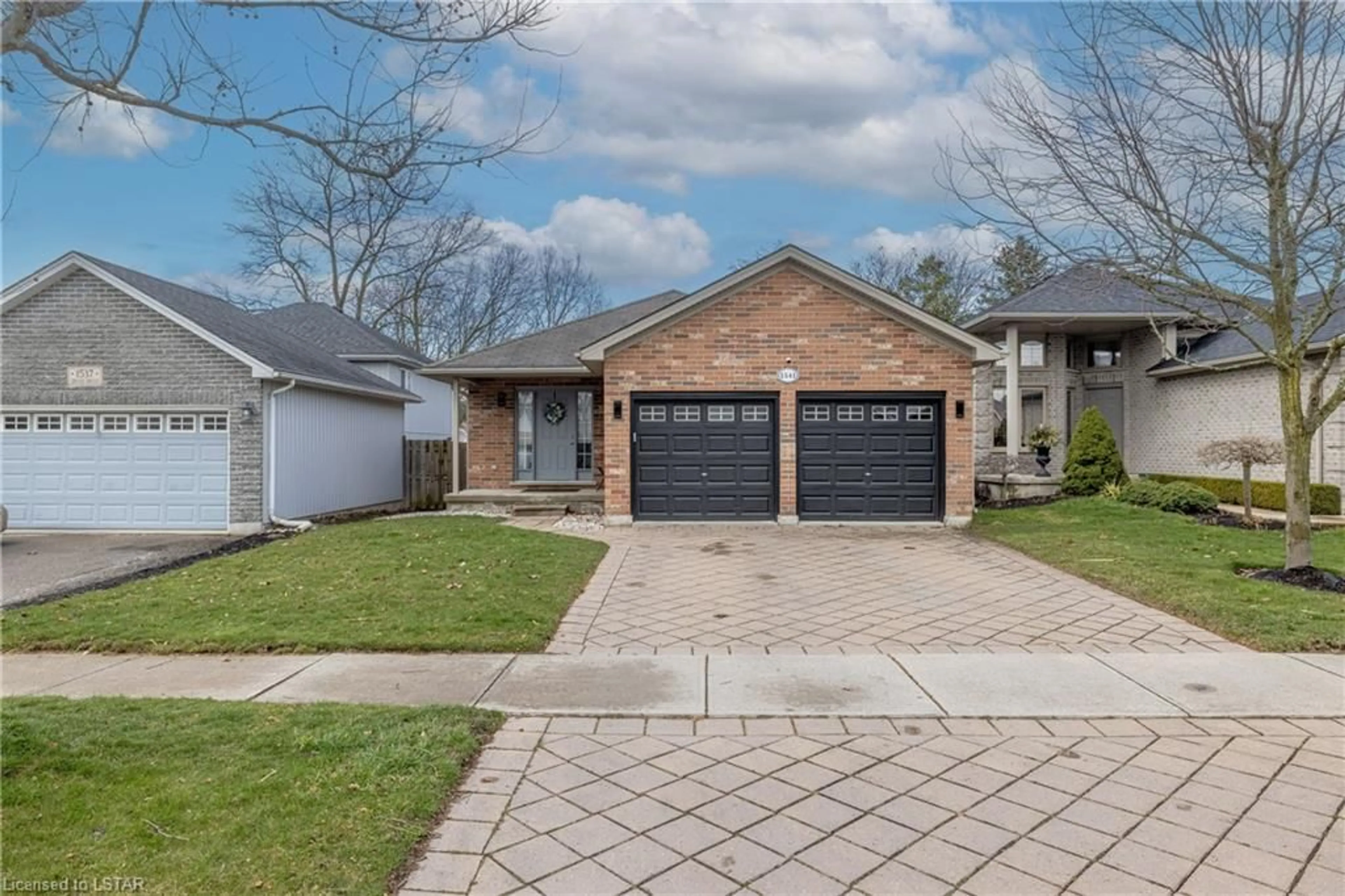 Home with brick exterior material for 1541 Devos Dr, London Ontario N5X 4K9