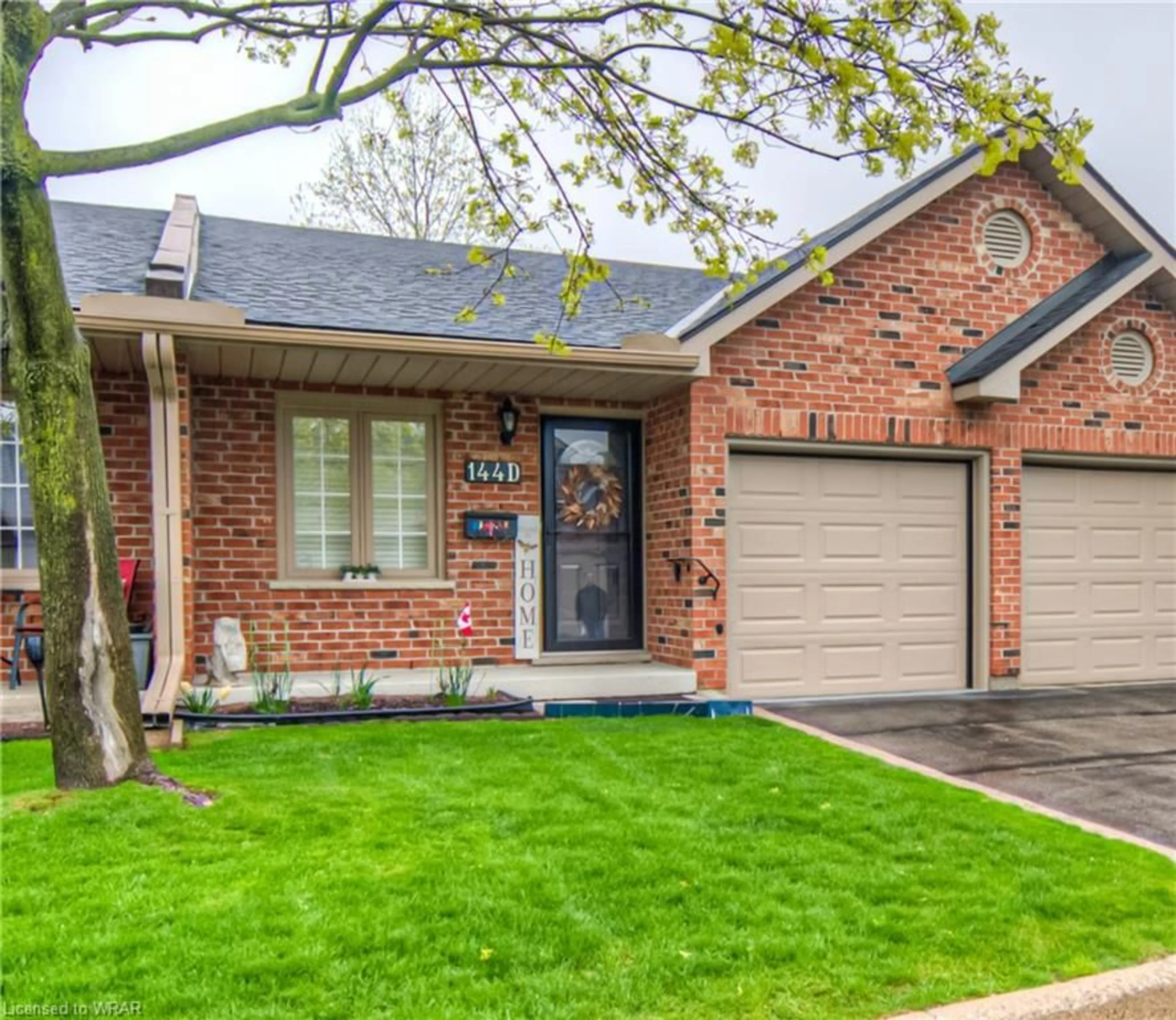 Home with brick exterior material for 144 Wood St #D, Brantford Ontario N3R 2L5