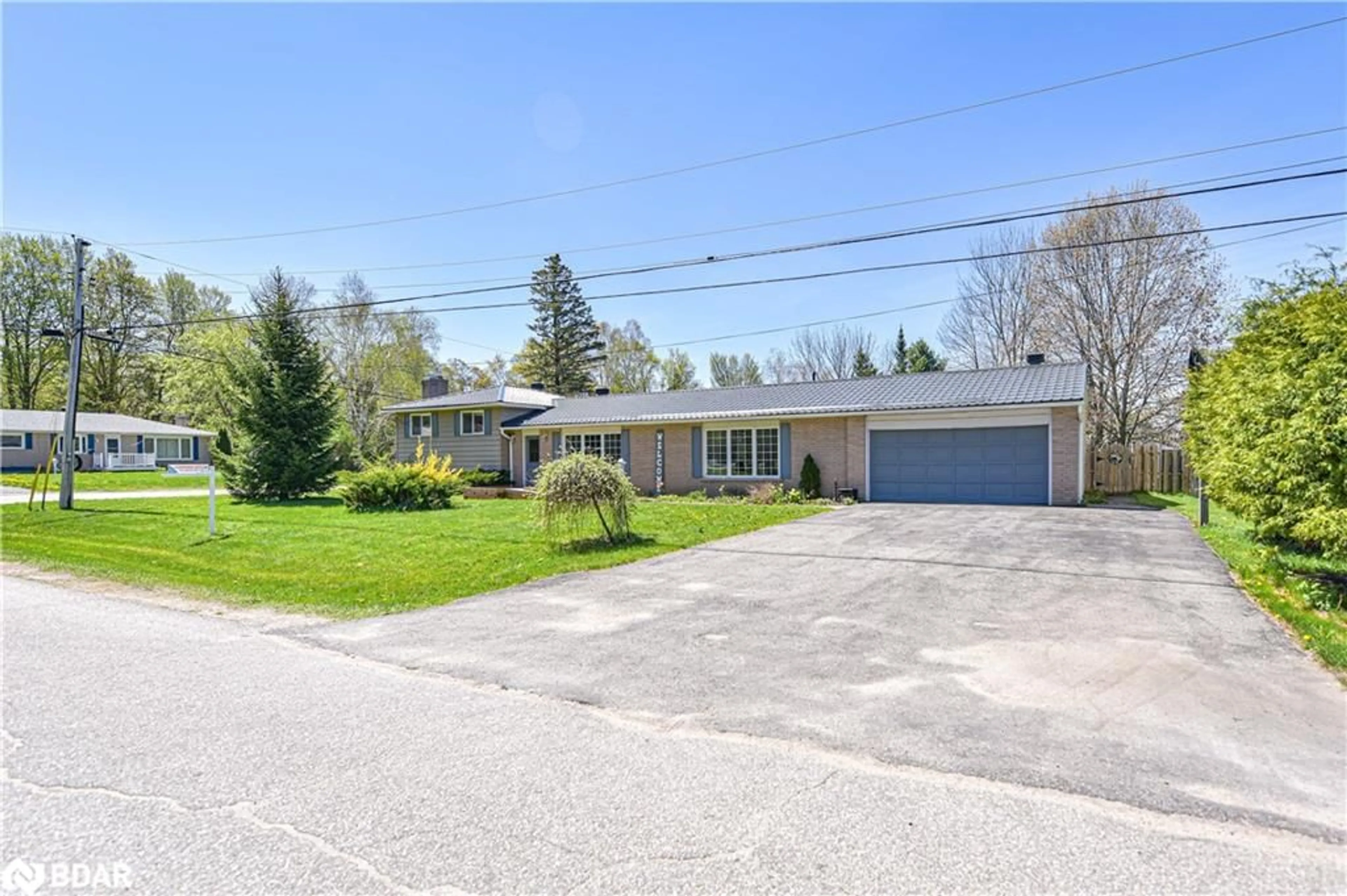 Frontside or backside of a home for 1 Vine Street, Rr 2 St, Oro-Medonte Ontario L3V 6H2