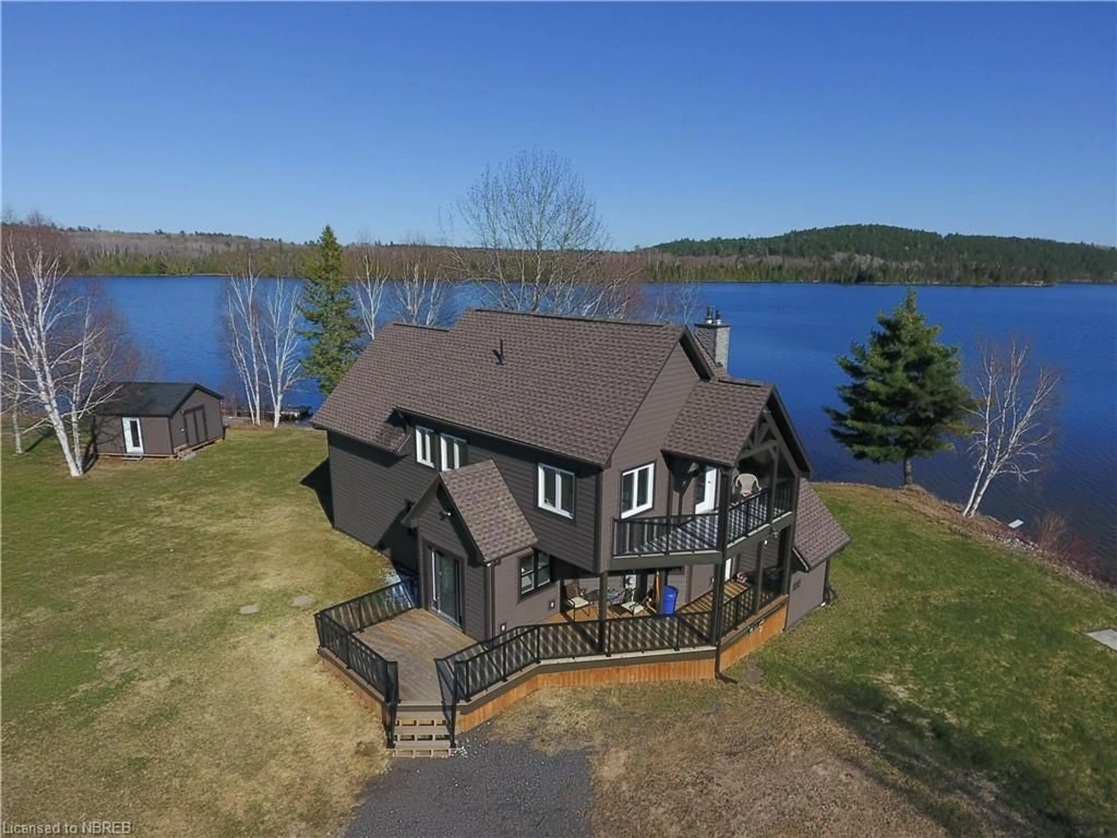 Cottage for 33 White Bear Crt, Temagami Ontario P0H 2H0