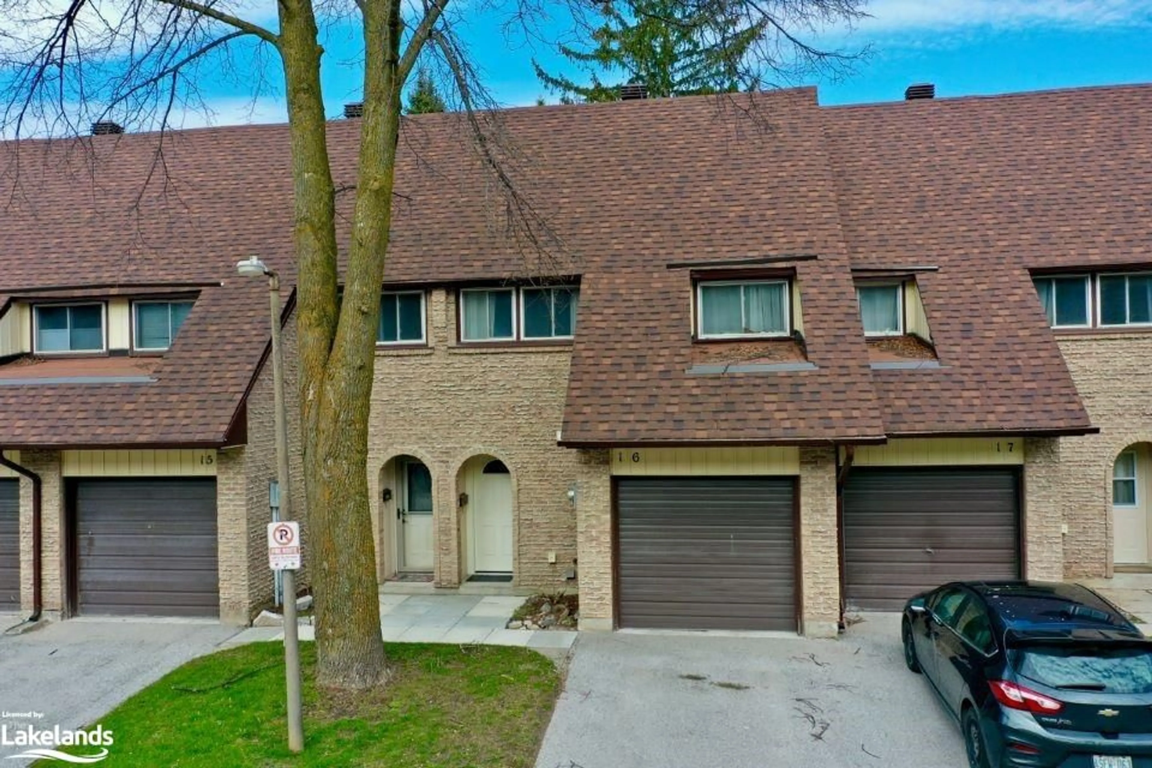 A pic from exterior of the house or condo for 67 Fittons Rd #16, Orillia Ontario L3V 2J2