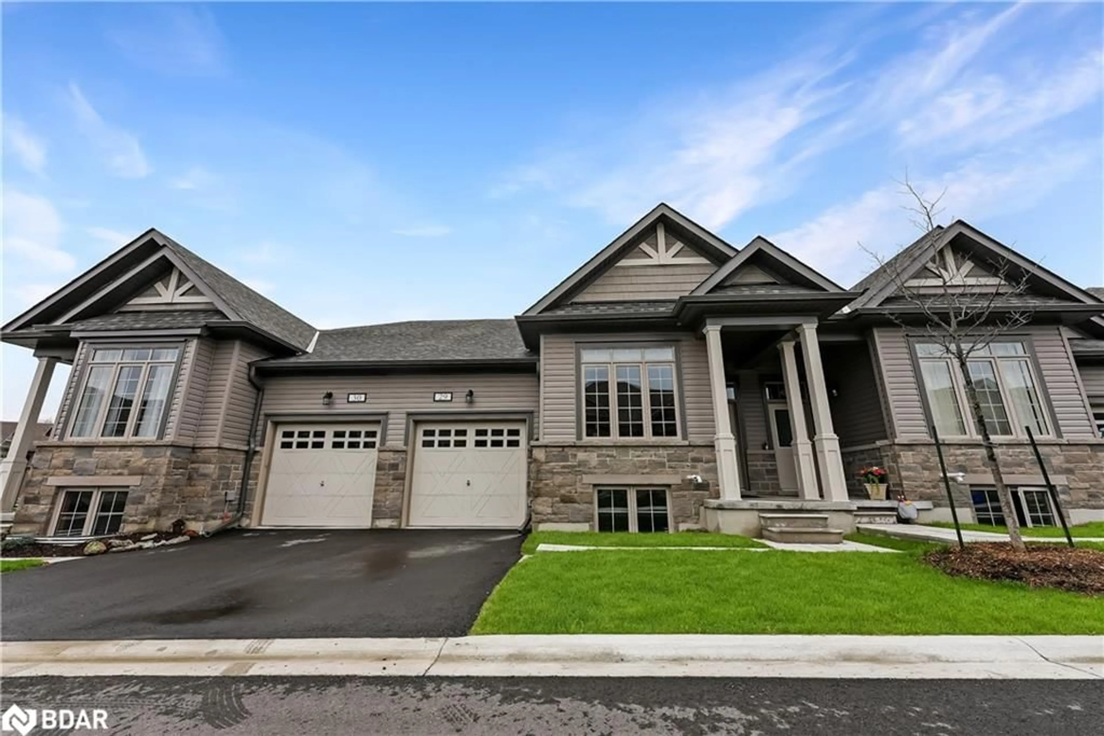 Frontside or backside of a home for 17 Lakewood Cres #29, Bobcaygeon Ontario K0M 1A0