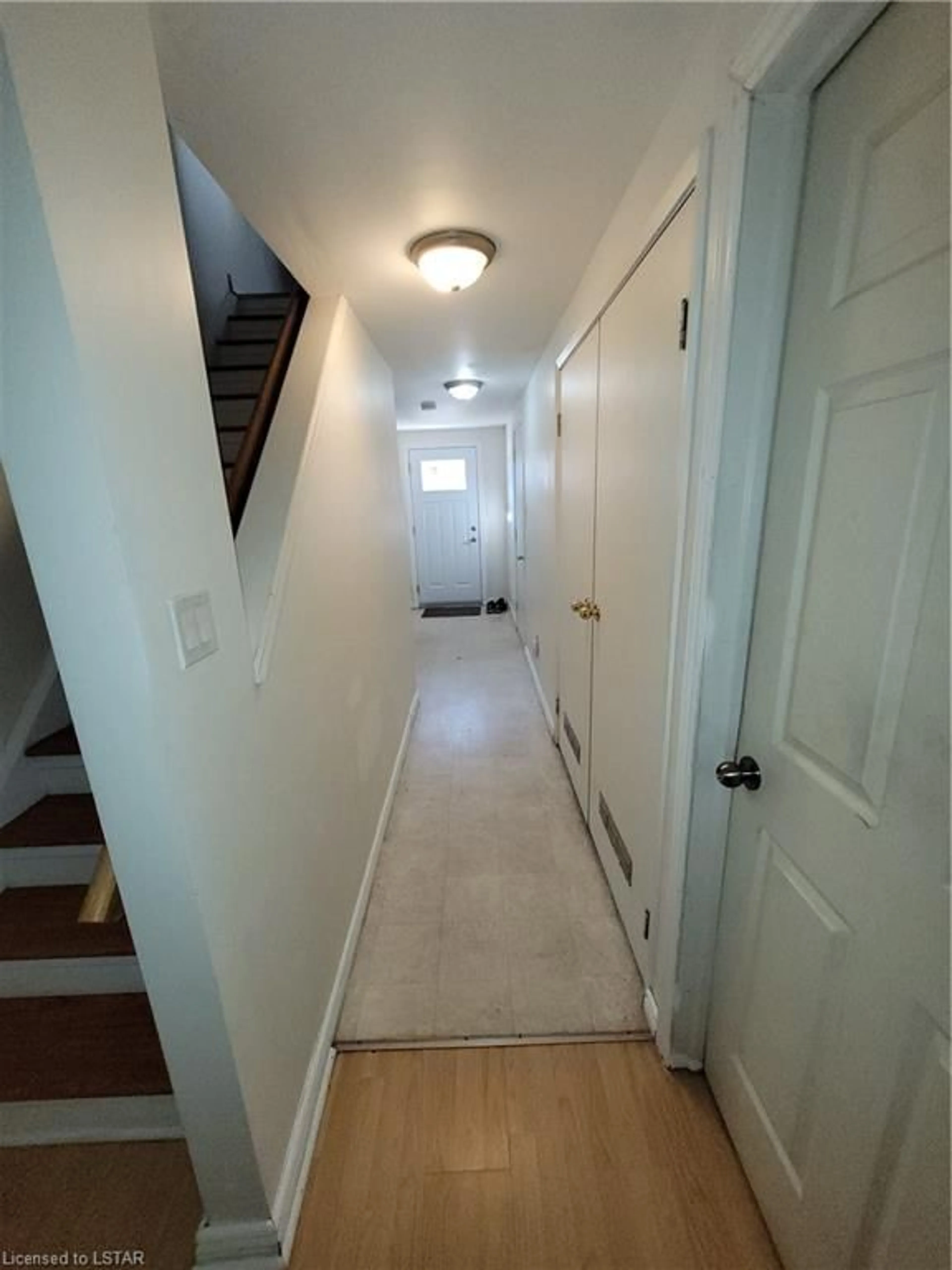 A pic of a room for 536 Third St #29, London Ontario N5V 4R5