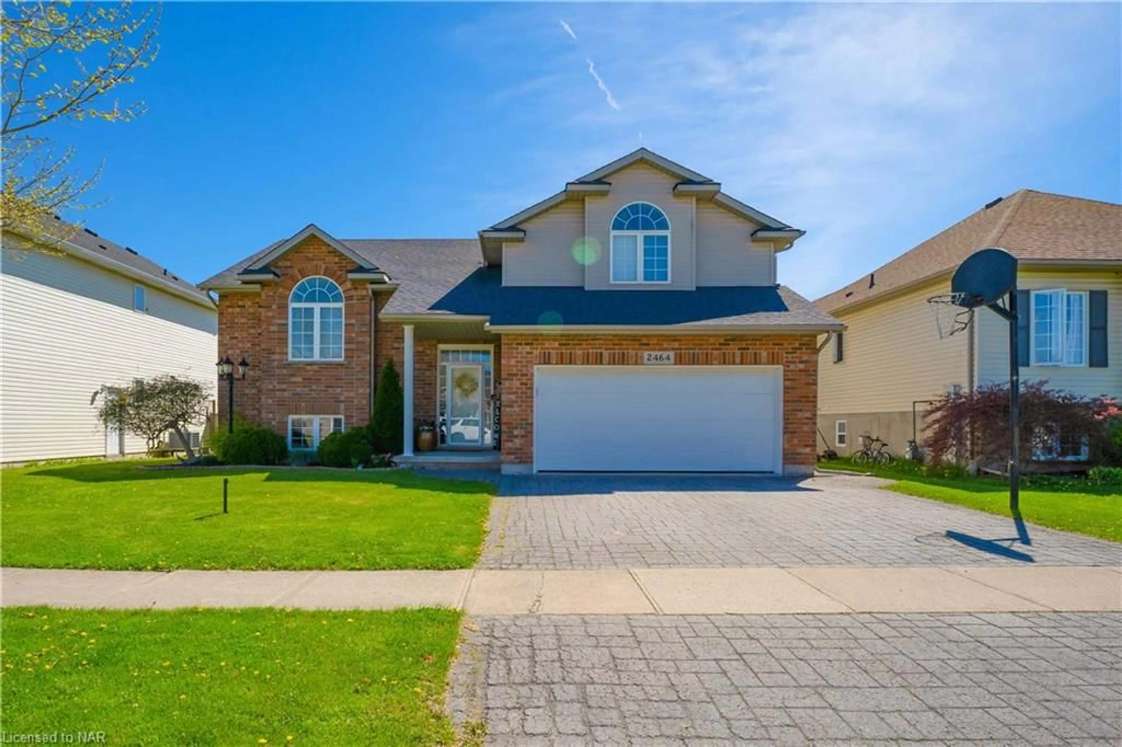 Frontside or backside of a home for 2464 Diane St, Stevensville Ontario L0S 1S0