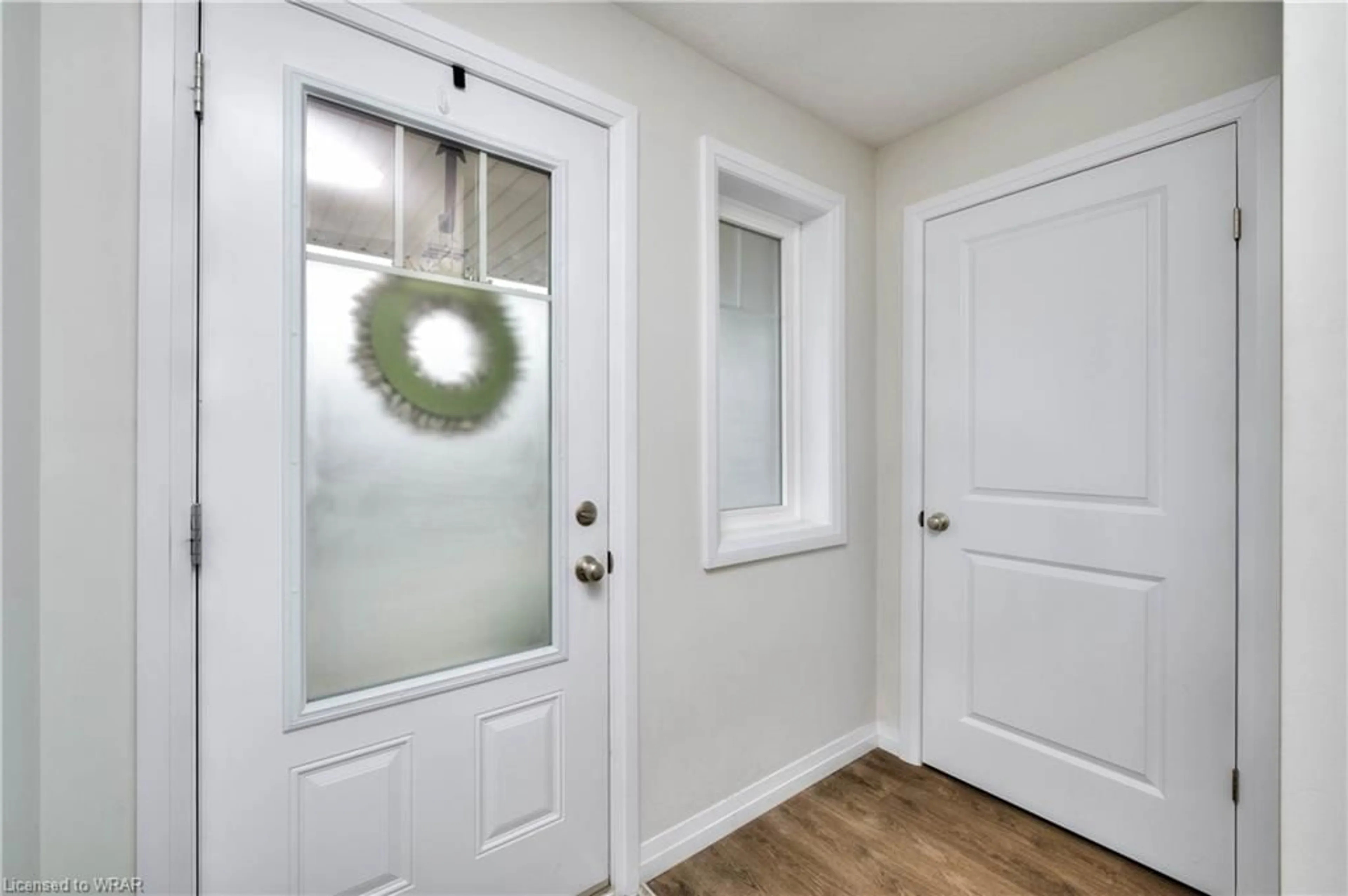 Indoor entryway for 24 Morrison Rd #F5, Kitchener Ontario N2A 2W7