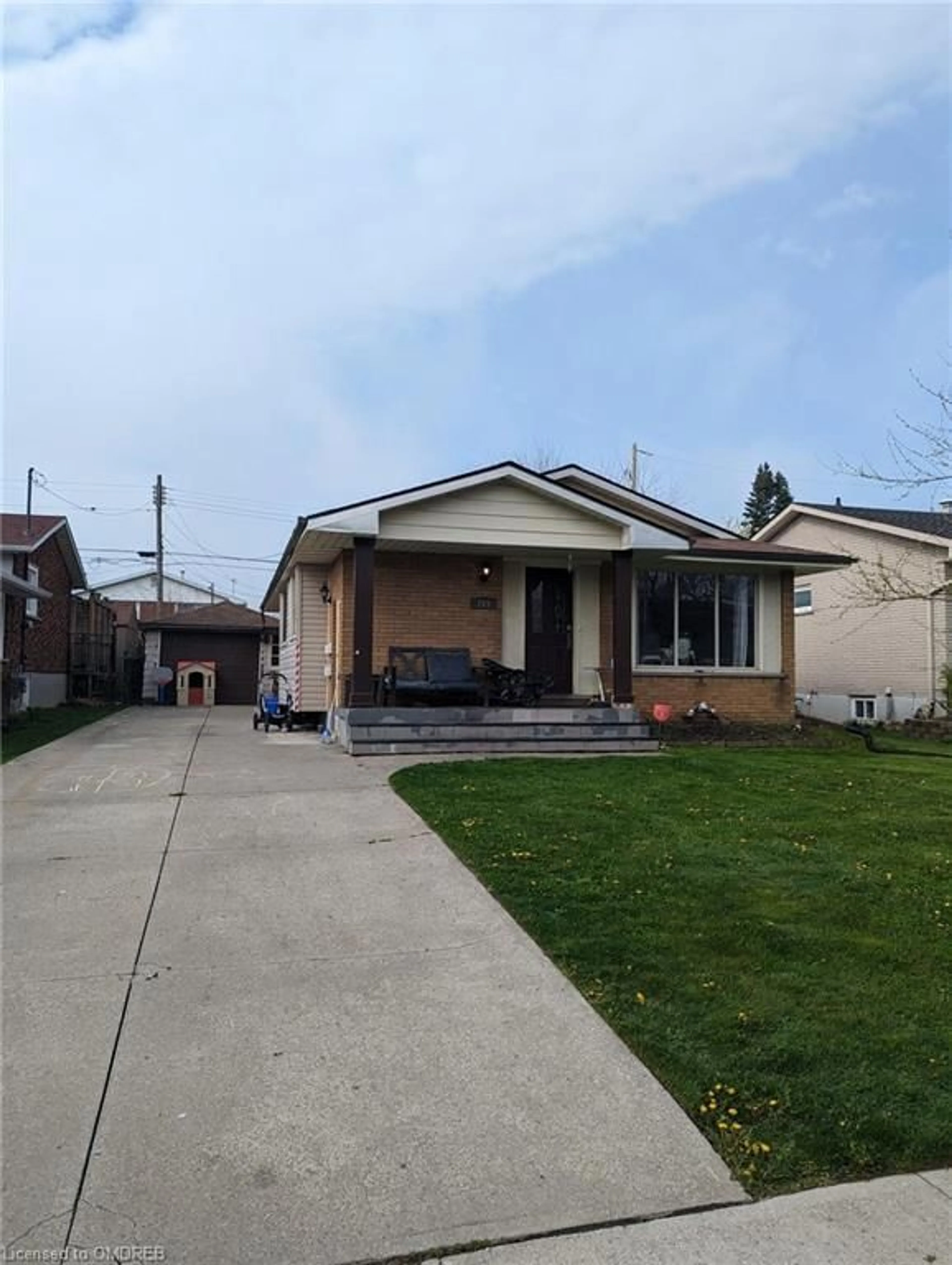 Frontside or backside of a home for 269 Montmorency Dr, Hamilton Ontario L8K 5H3