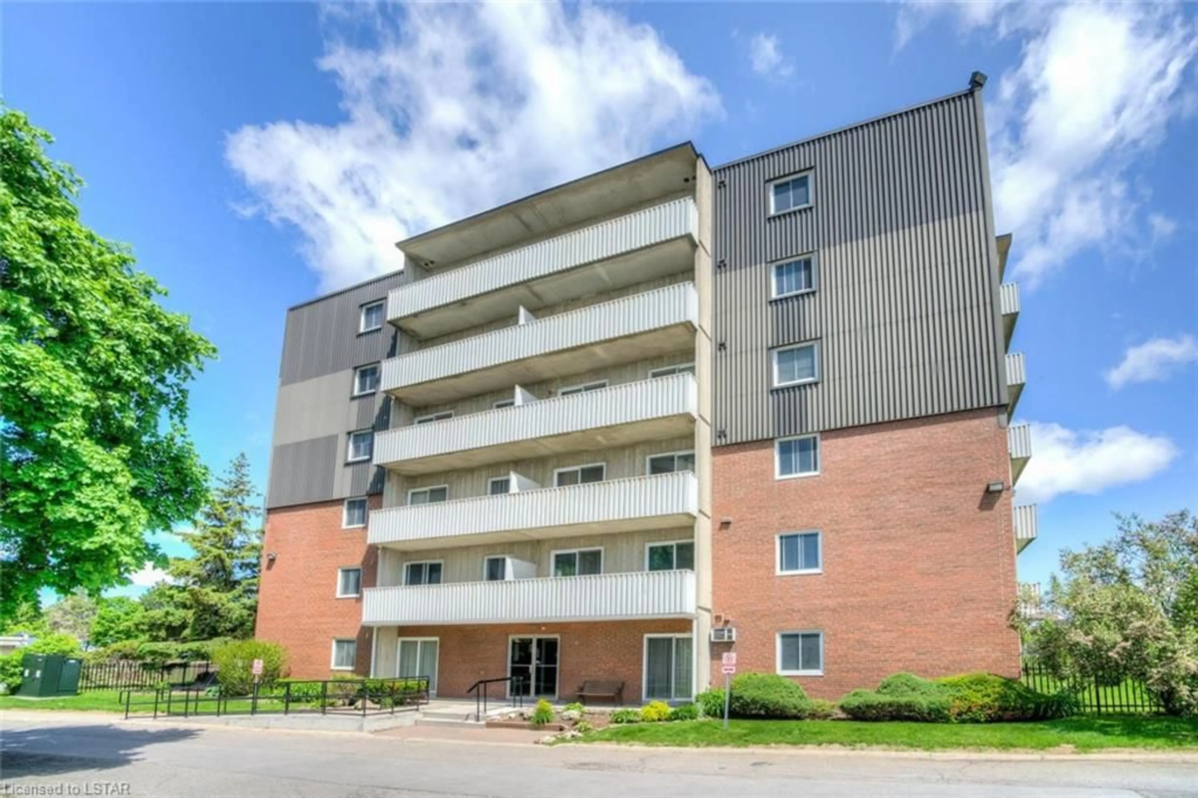 A pic from exterior of the house or condo for 1104 Jalna Blvd #407, London Ontario N6E 2R9