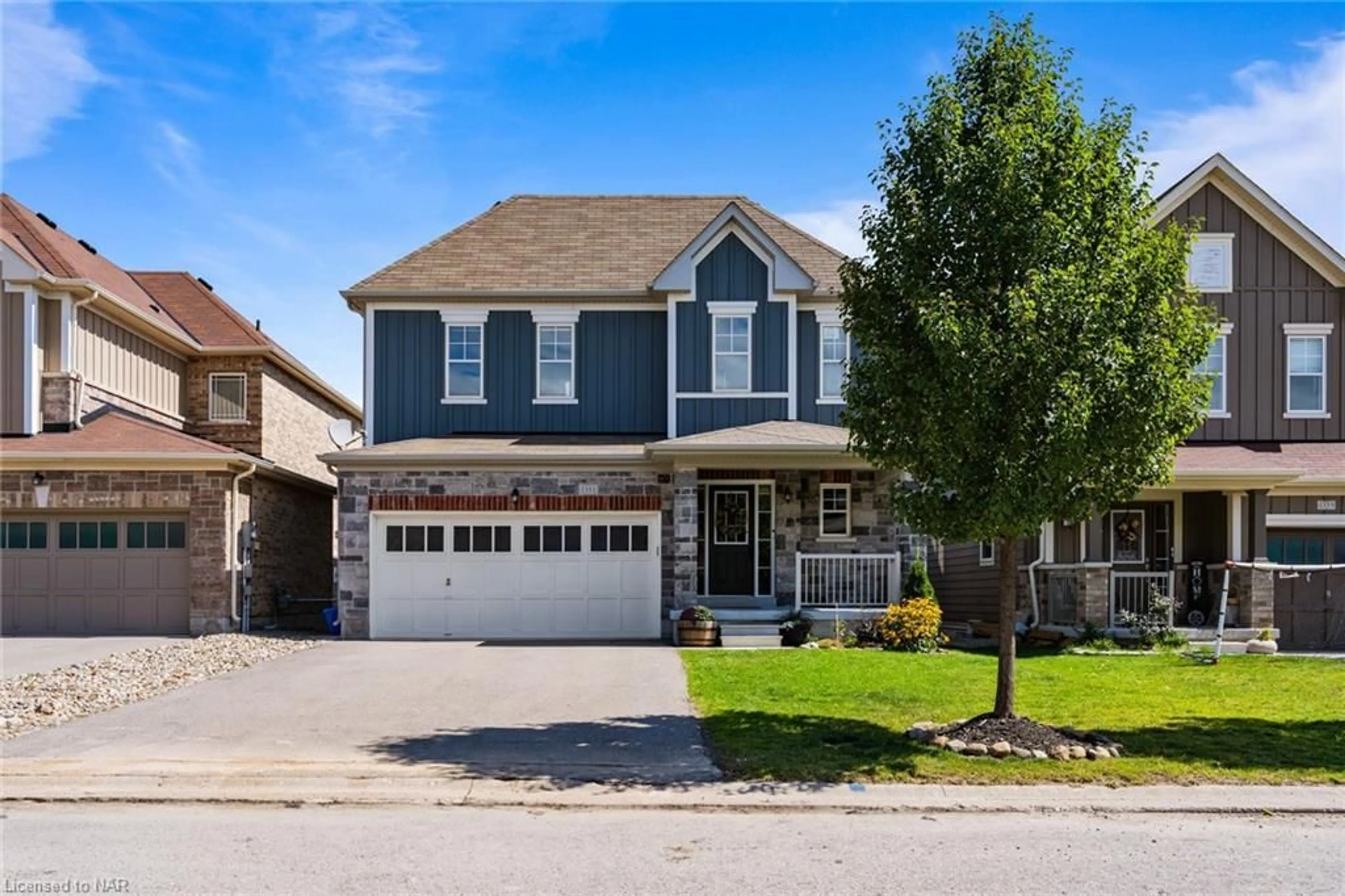 Frontside or backside of a home for 1351 Dallman St, Lefroy Ontario L0L 1W0