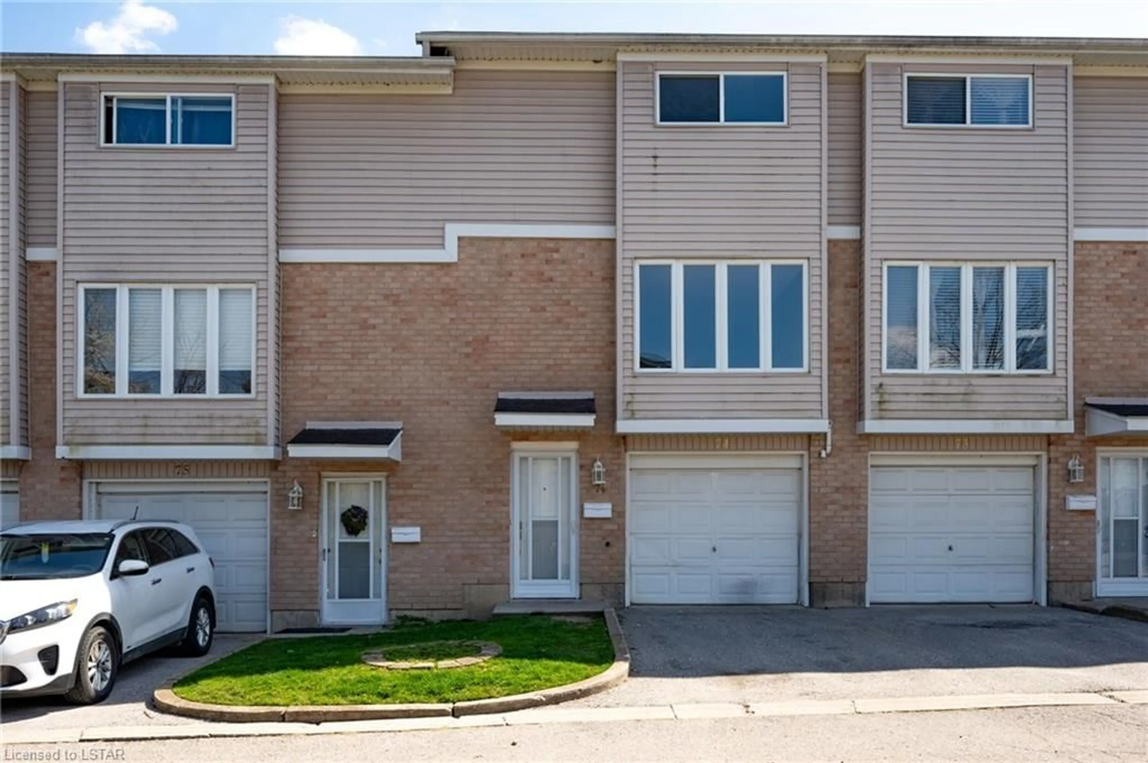 A pic from exterior of the house or condo for 320 Westminster Ave #74, London Ontario N6C 5H5