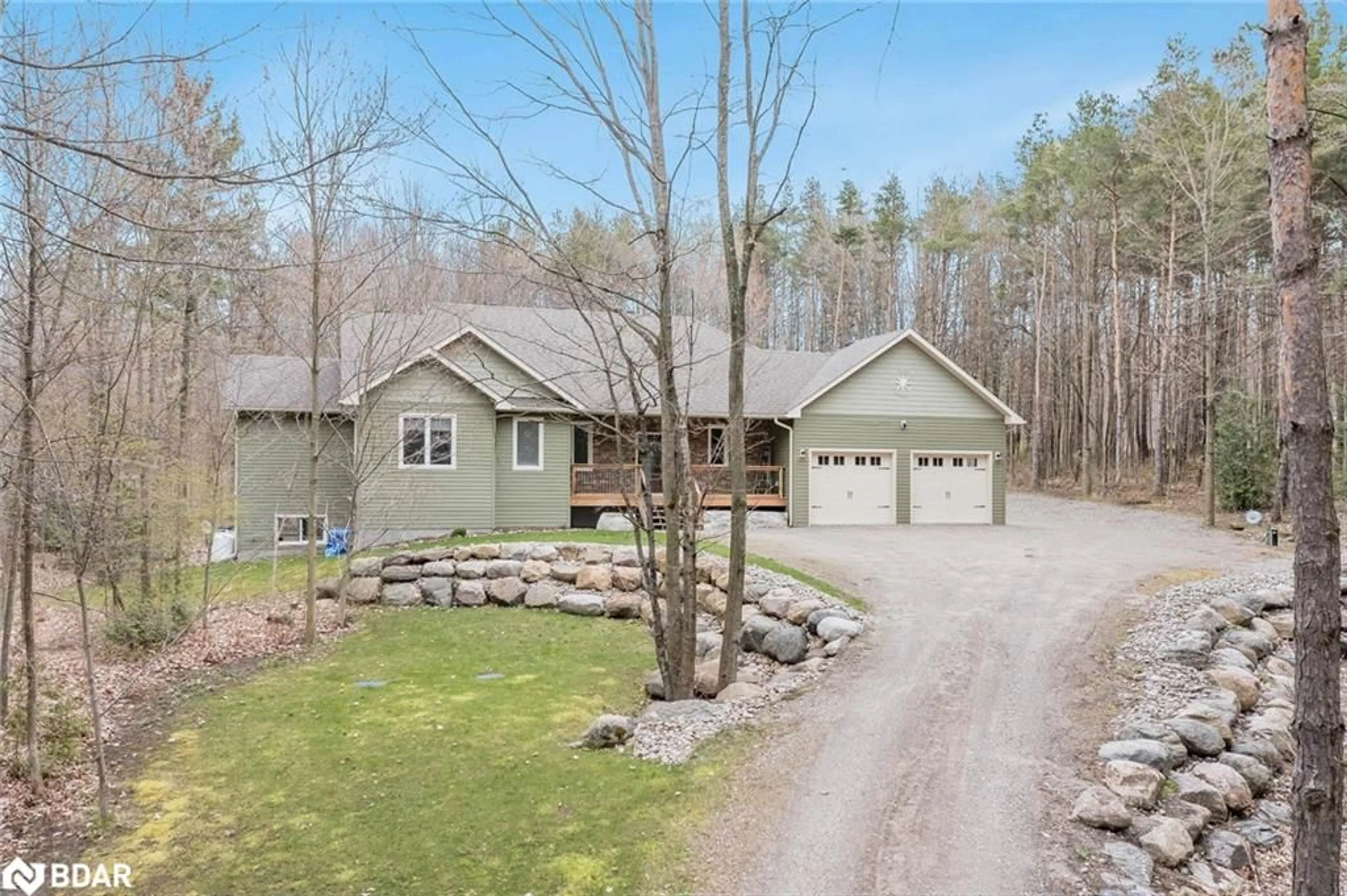 Cottage for 1091 Chemin Du Loup Rd, Tiny Ontario L9M 2H7