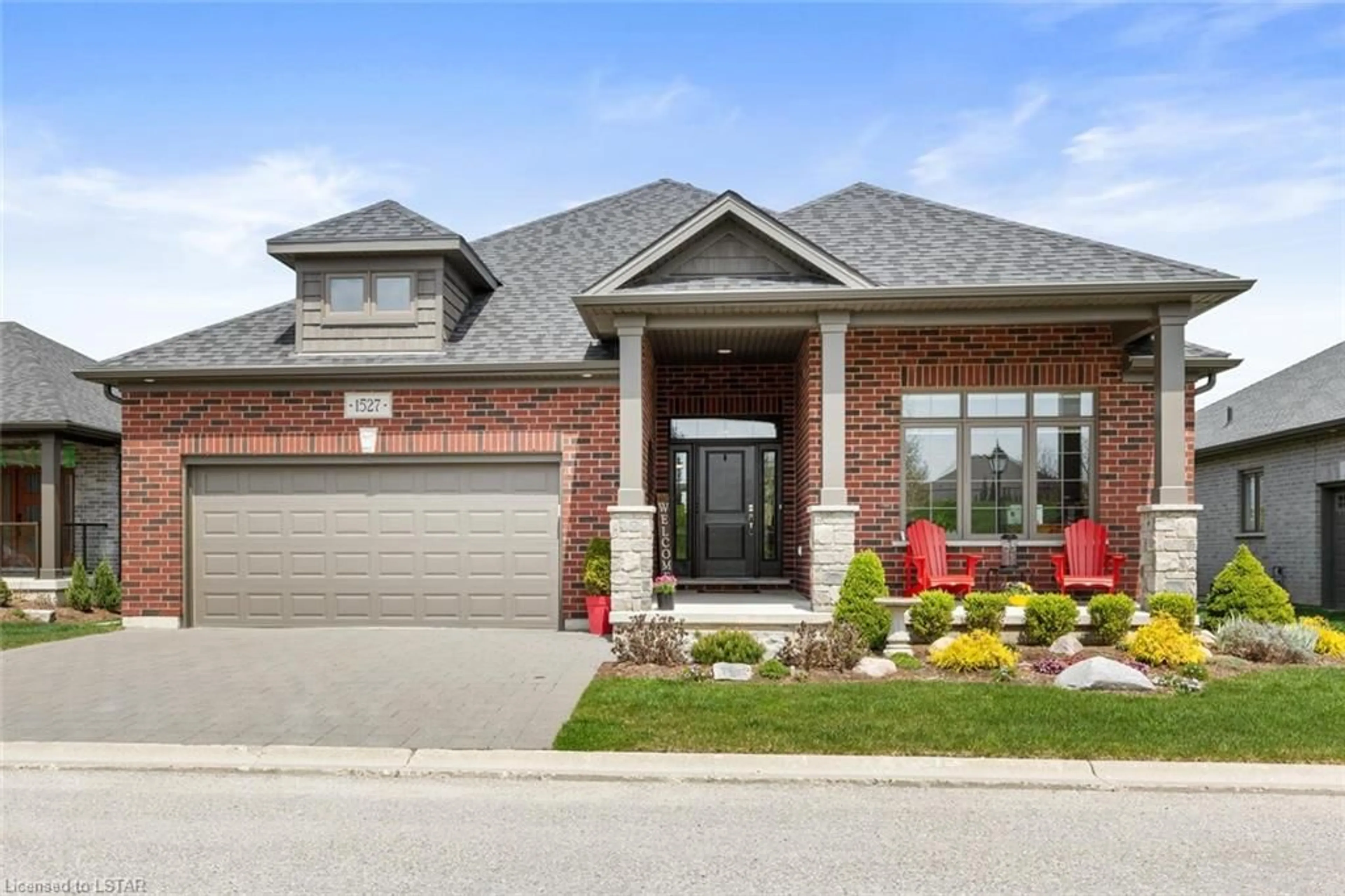 Home with brick exterior material for 1527 Moe Norman Pl, London Ontario N6K 5R5