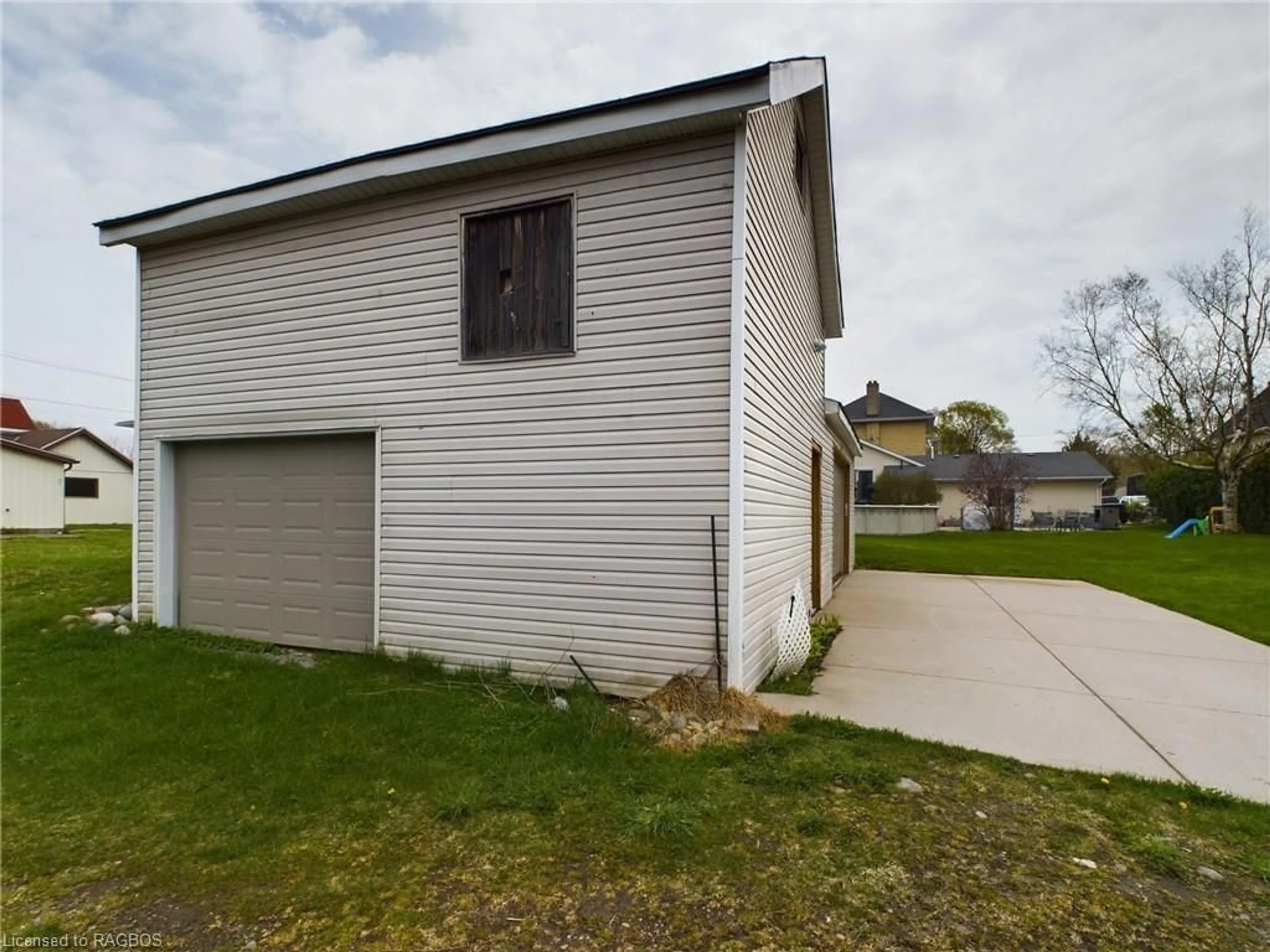 Frontside or backside of a home for 65 Albert St, Southampton Ontario N0H 2L0