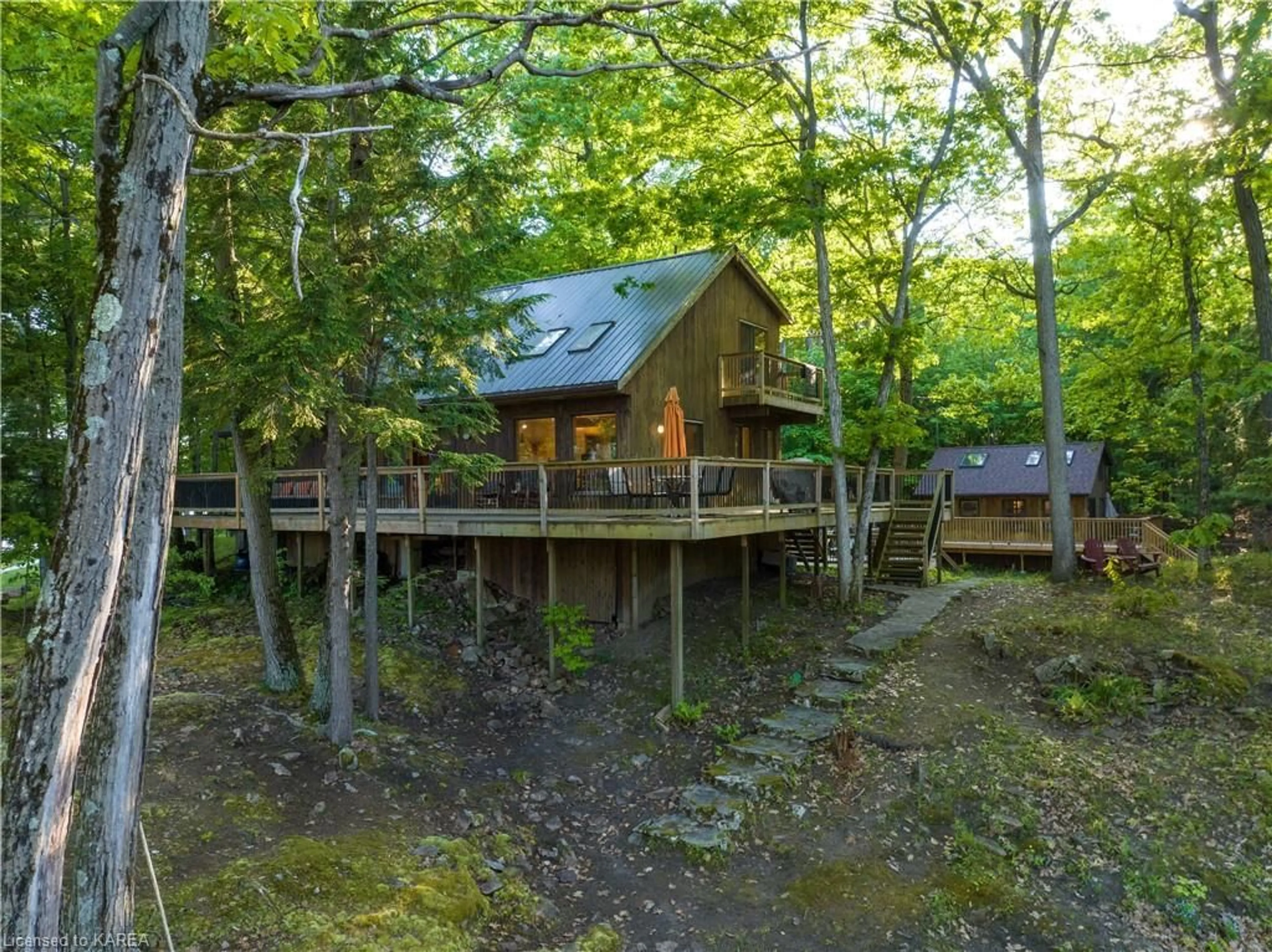 Cottage for 199 Wallace Island, Ivy Lea Ontario K0E 1L0