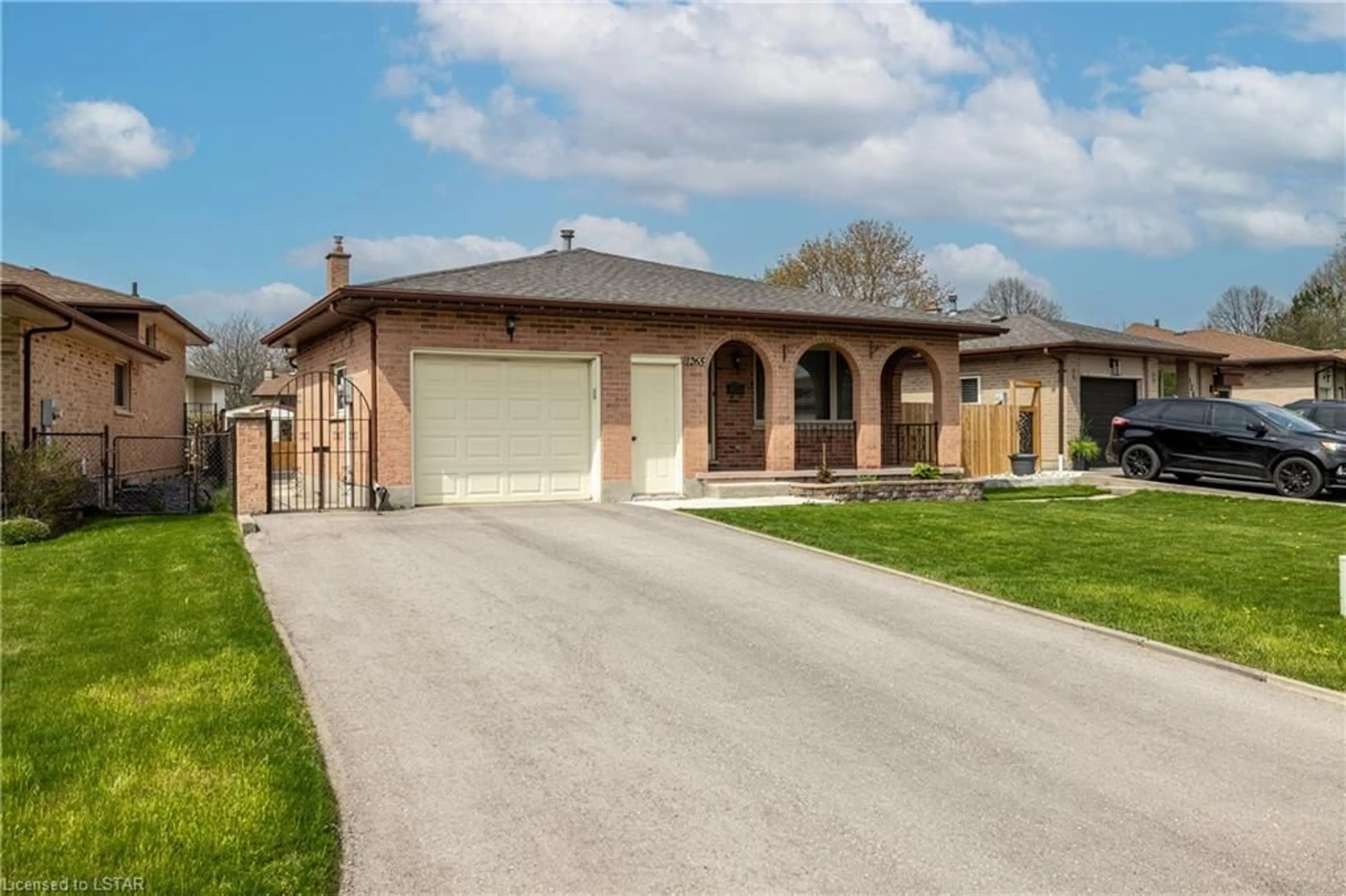 Frontside or backside of a home for 1265 Delphi Rd, London Ontario N5Y 5B3