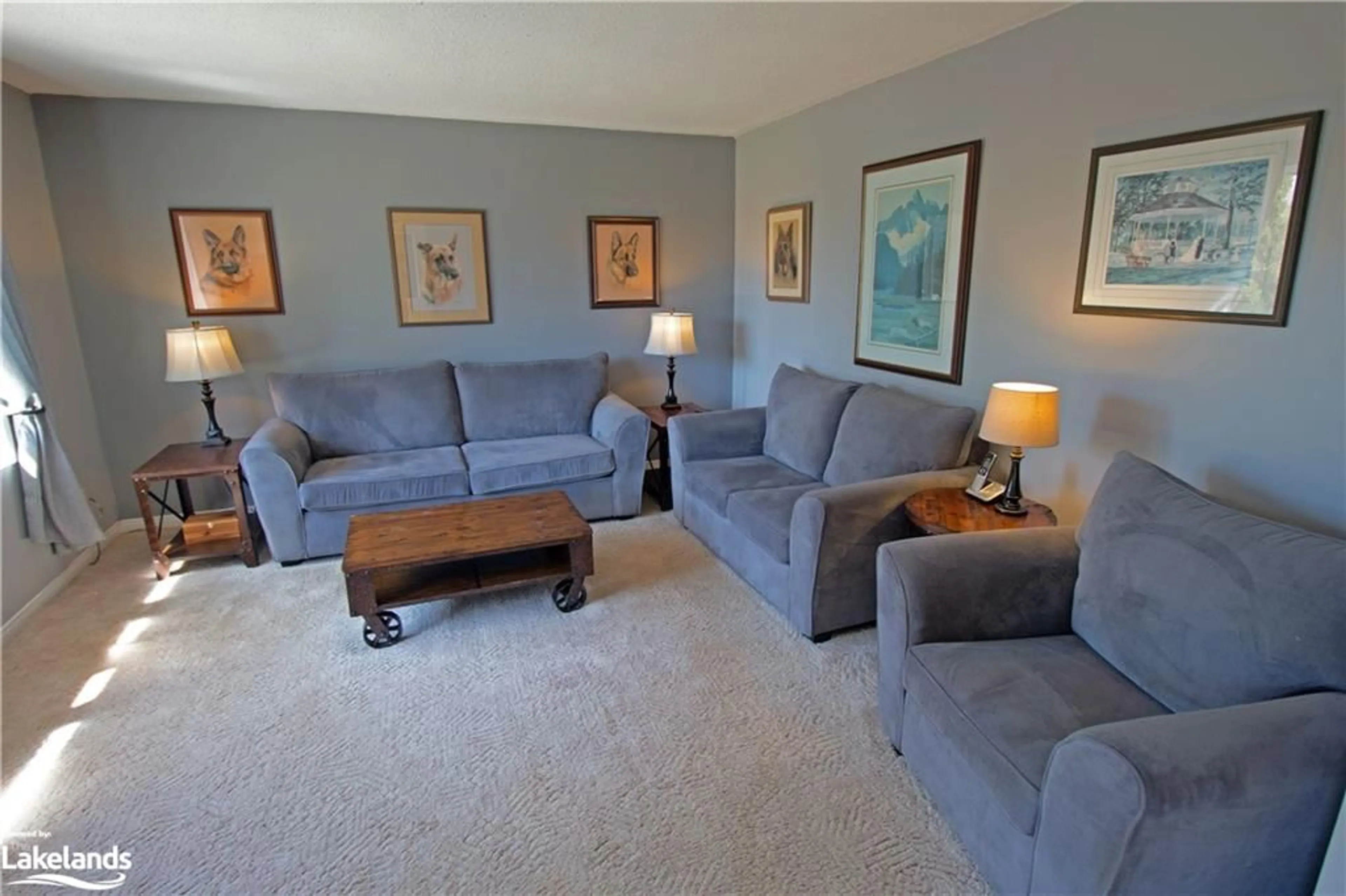 Living room for 20 Wagner Rd, Nottawa Ontario L0M 1P0