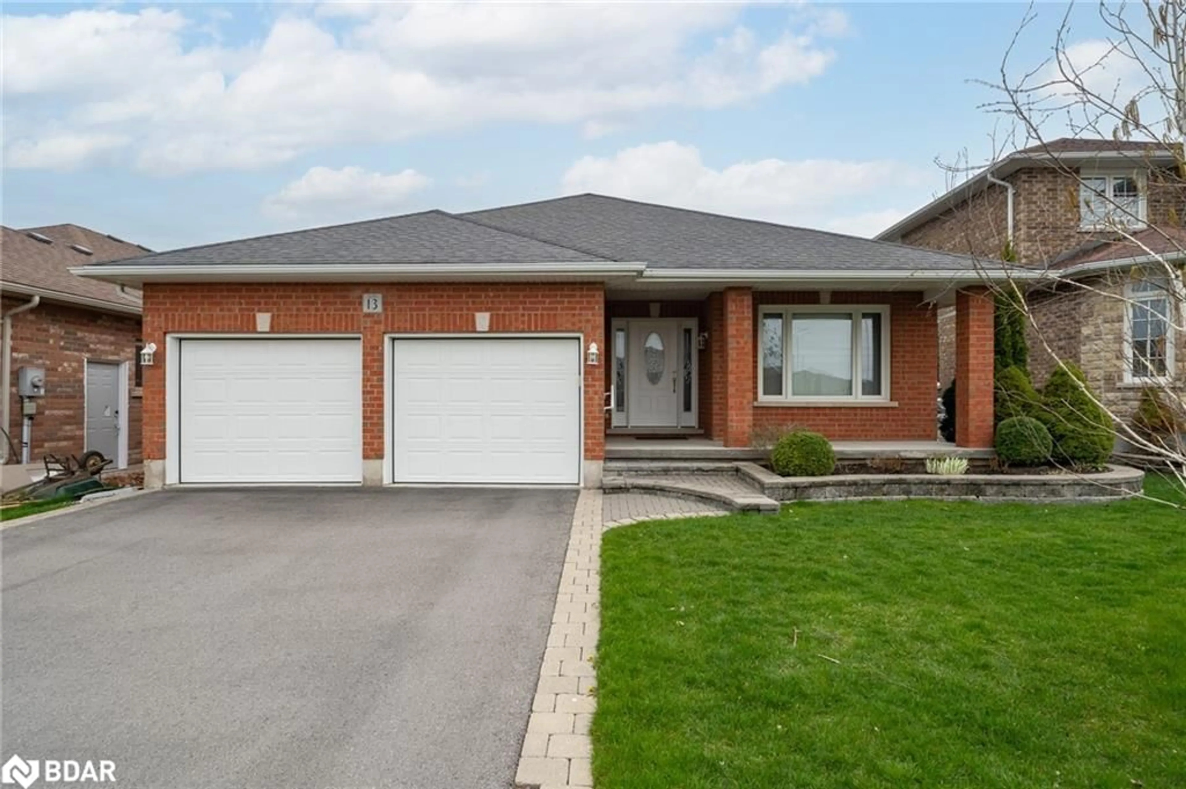 Home with brick exterior material for 13 Vertis Crt, Belleville Ontario K8N 0C9