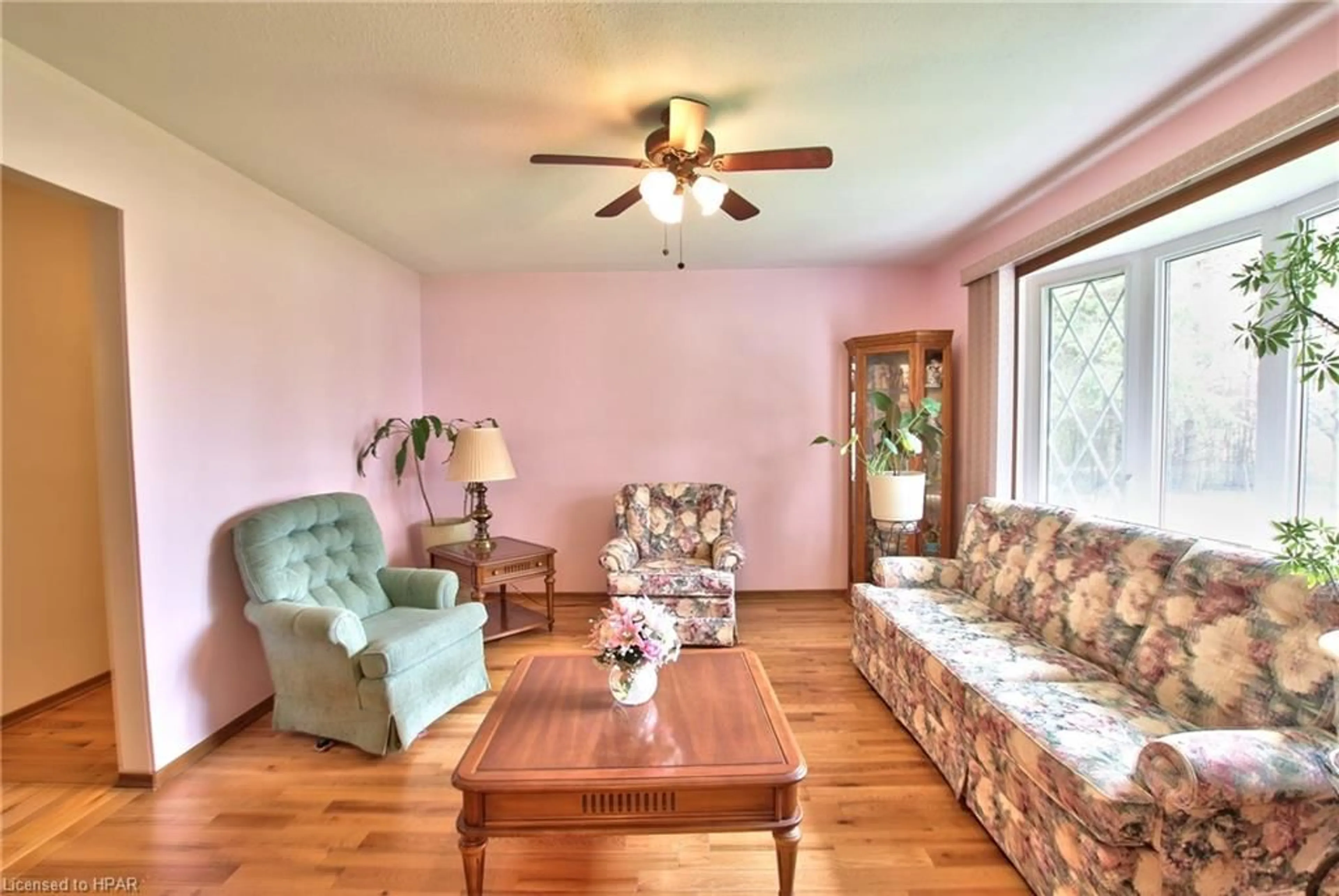 Living room, wood floors for 23617 Wellburn Rd, Wellburn Ontario N4X 1C6