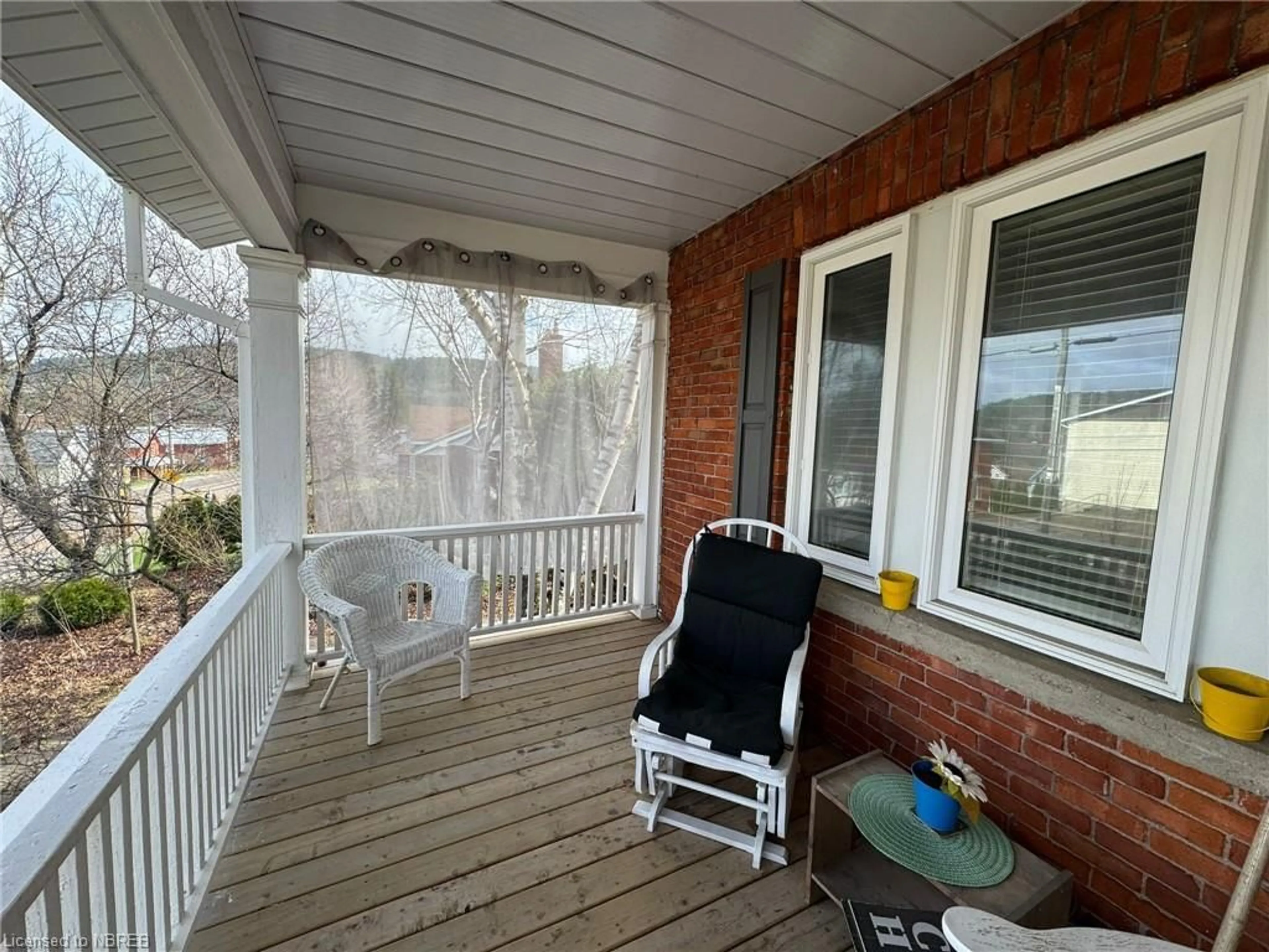 Patio for 491 Mcconnell St, Mattawa Ontario P0H 1V0