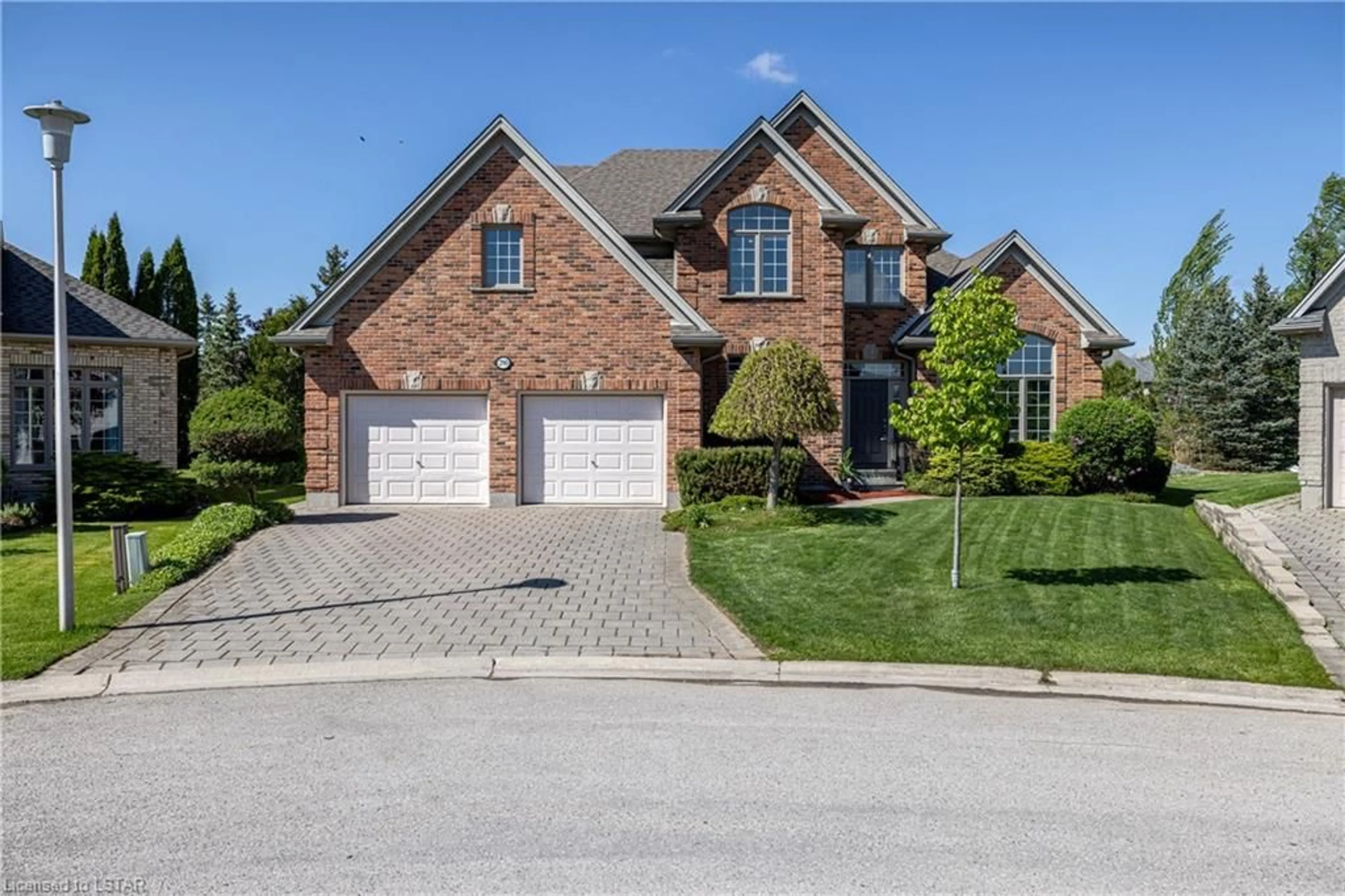 Home with brick exterior material for 290 Louise Pl, London Ontario N6G 5G2