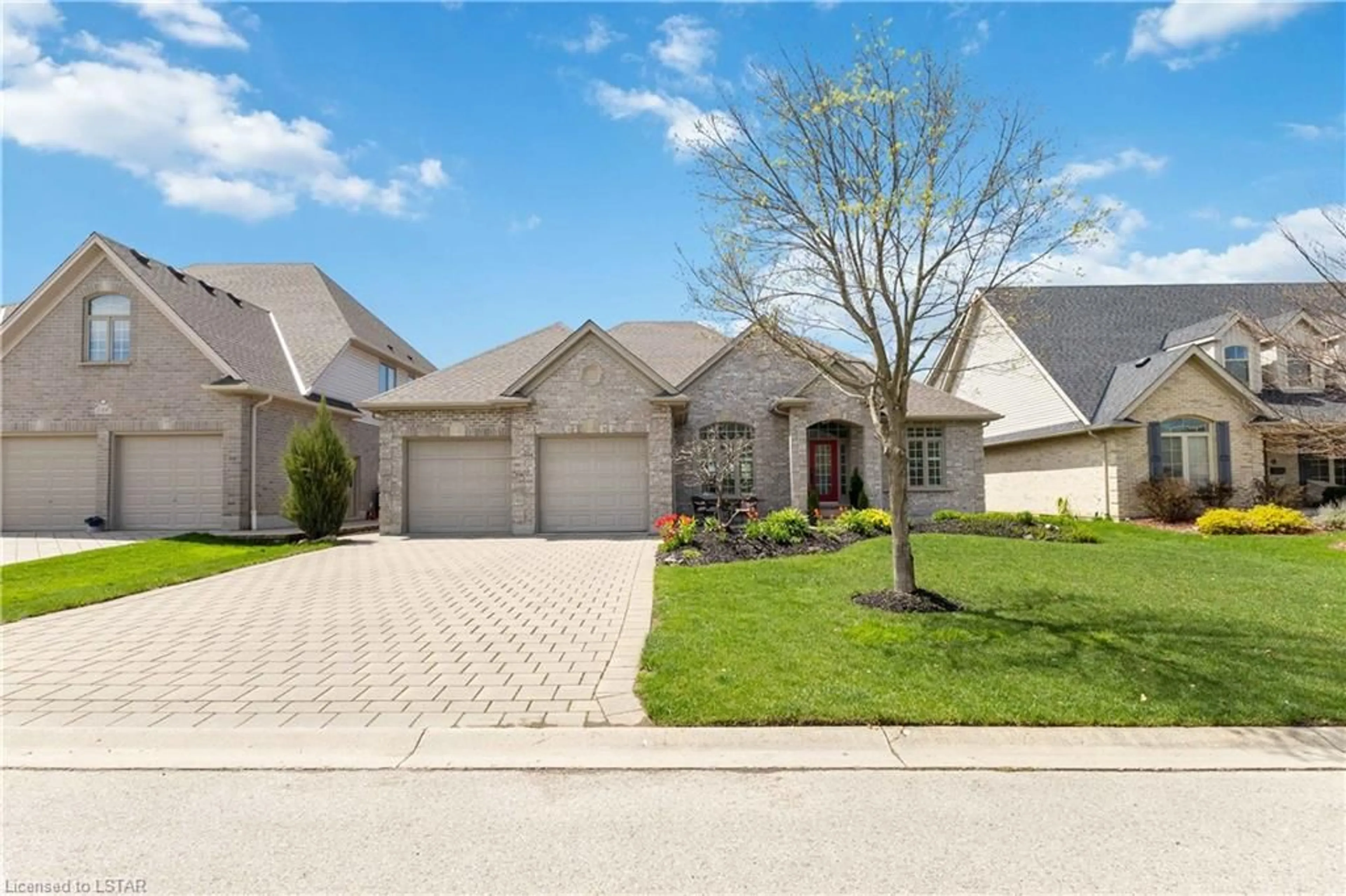 Frontside or backside of a home for 242 East Rivertrace Walk, London Ontario N6G 5L1