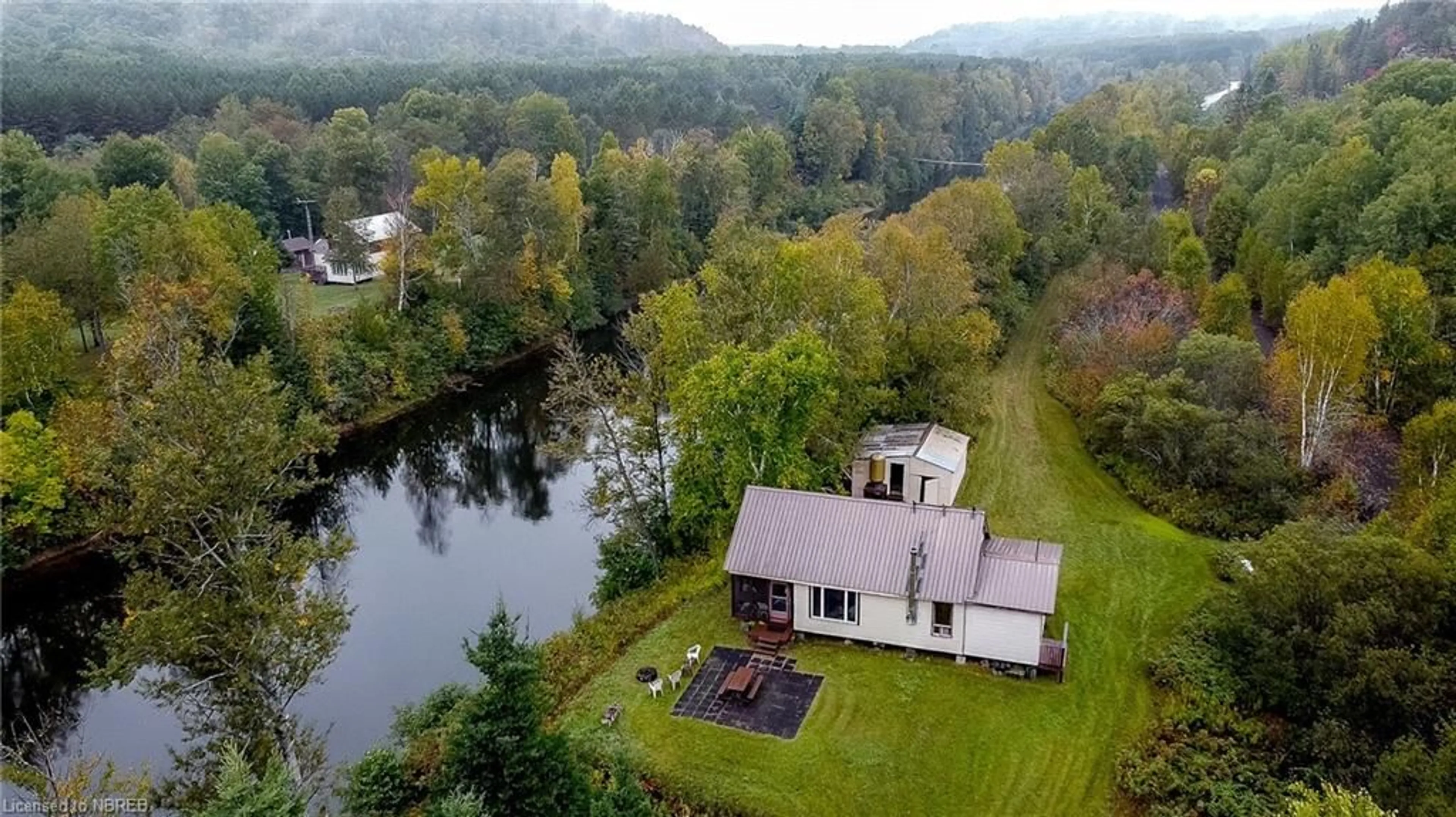 Cottage for 5 Hwy 805, River Valley Ontario P0H 2C0