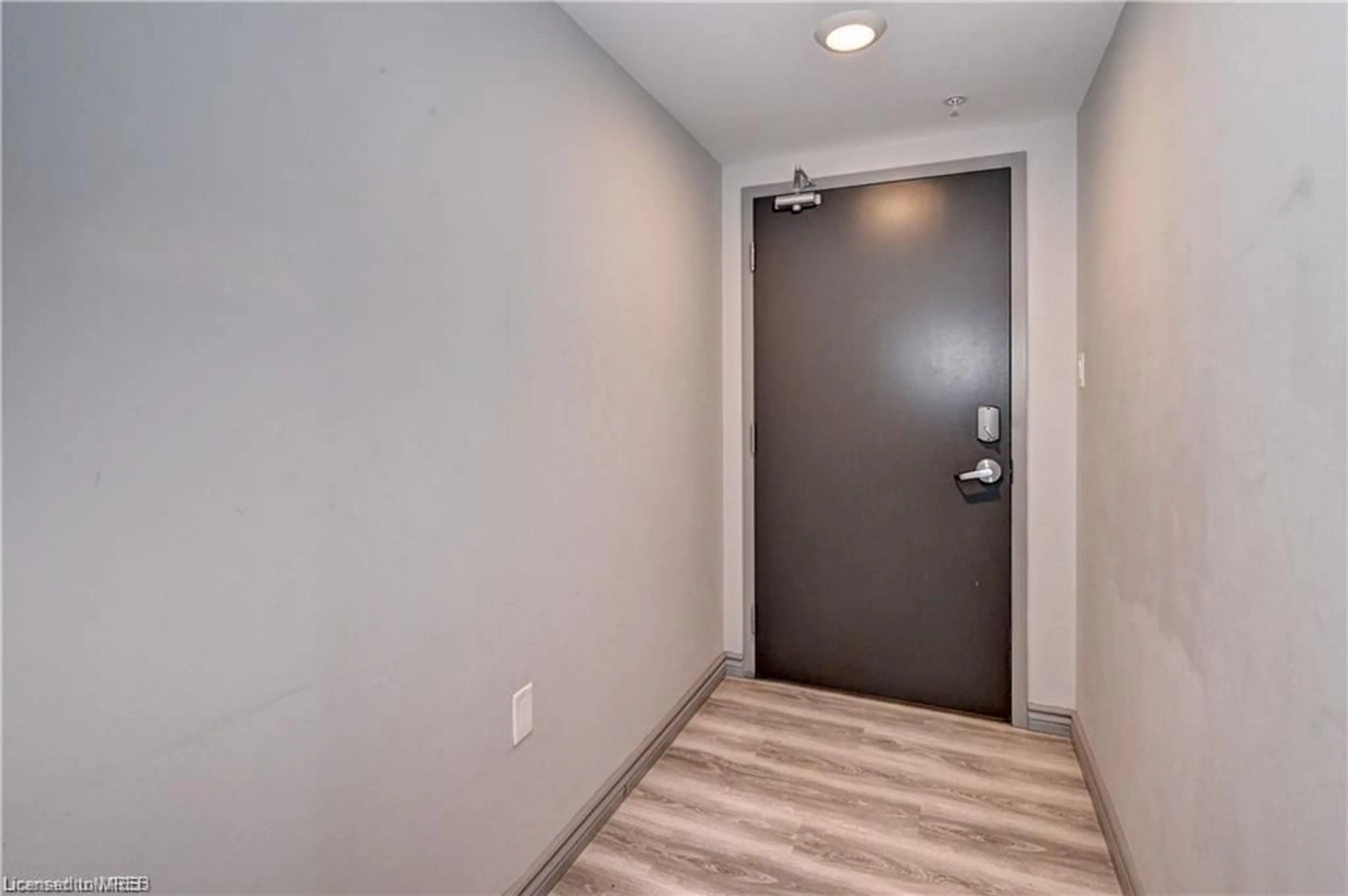 Indoor entryway for 275 Larch St #G304, Waterloo Ontario N2L 3R2