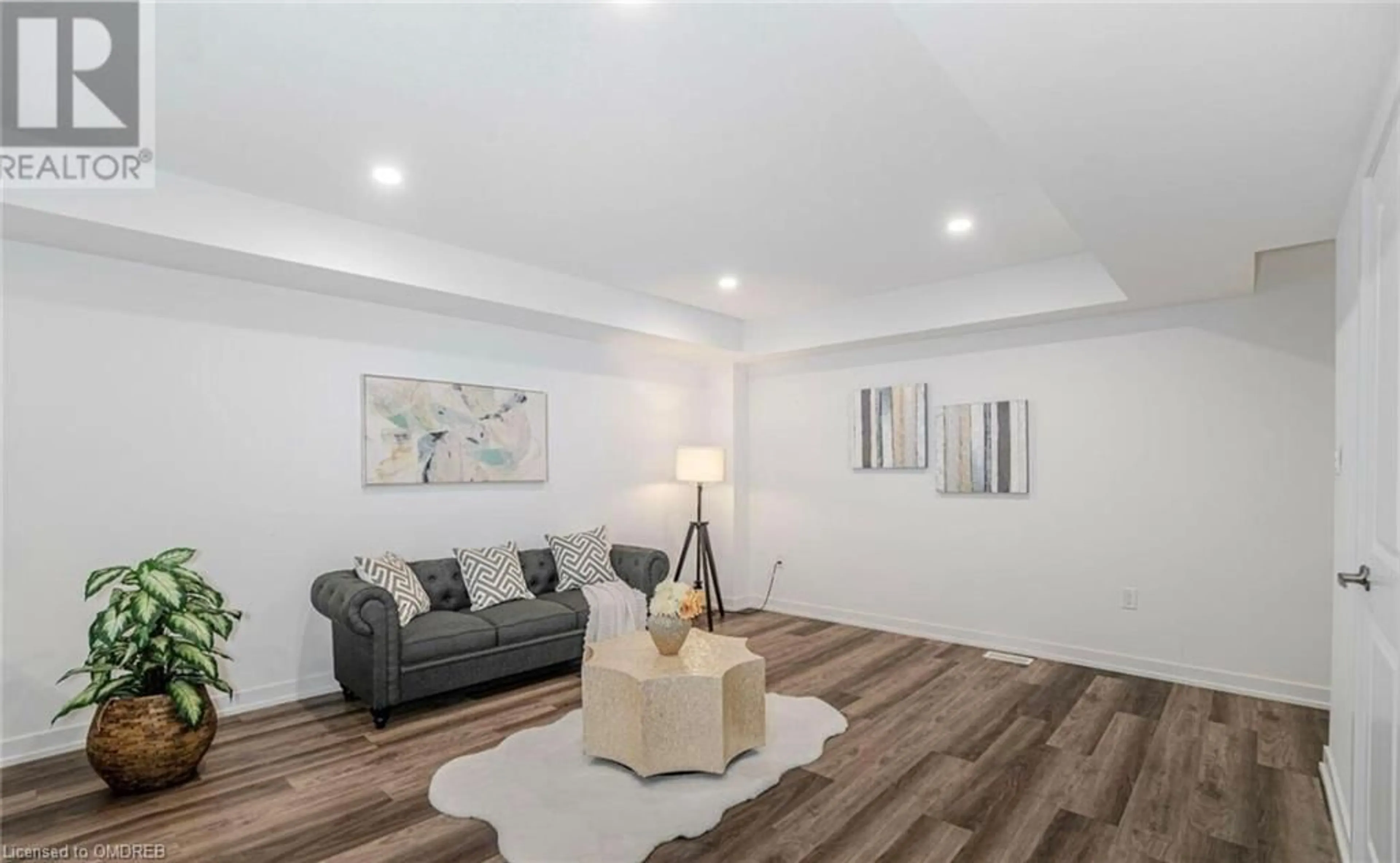 Living room for 205 West Oak Trail #11, Kitchener Ontario N2R 0R9
