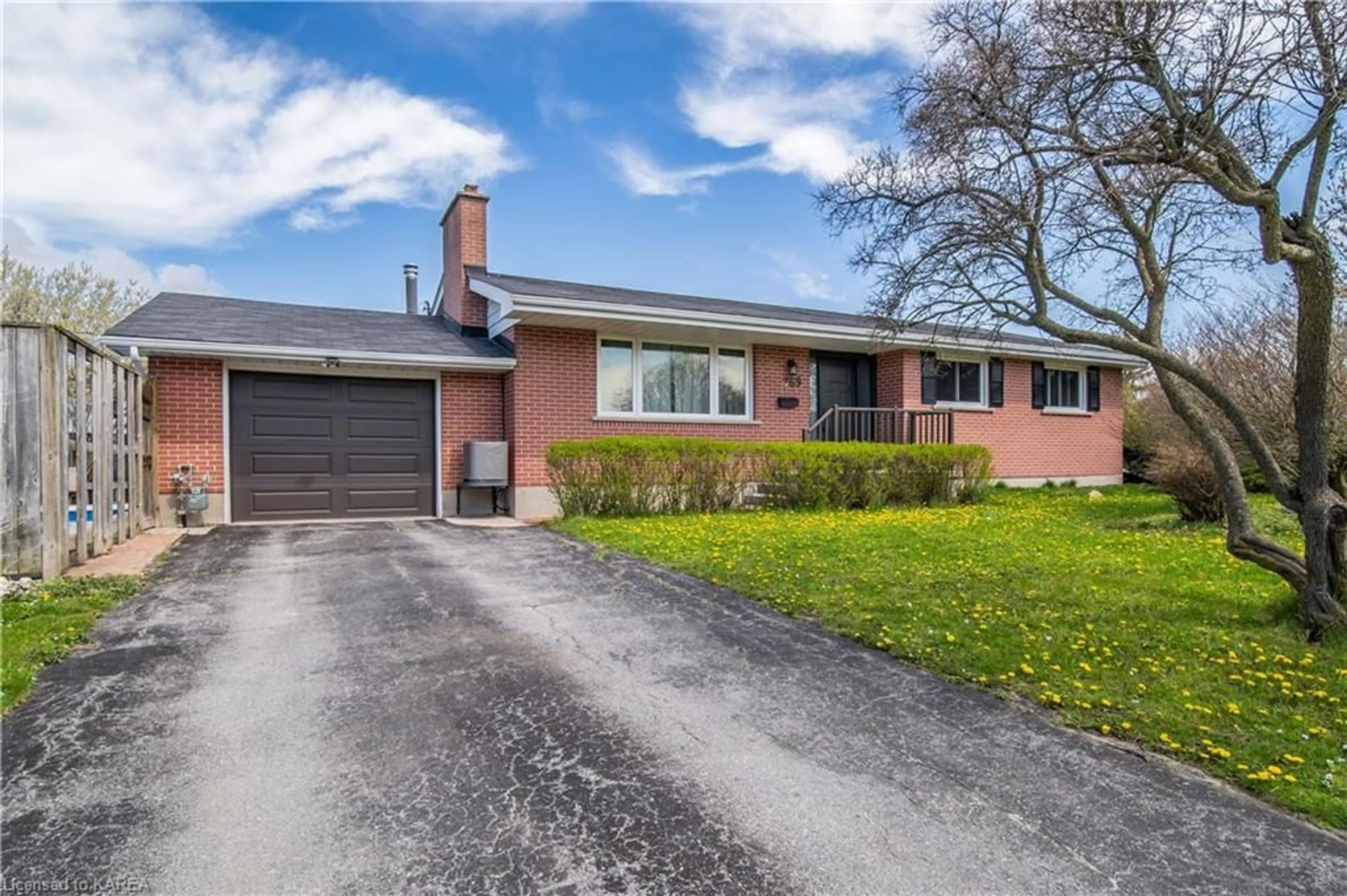 Frontside or backside of a home for 769 Sussex Blvd, Kingston Ontario K7M 5B4