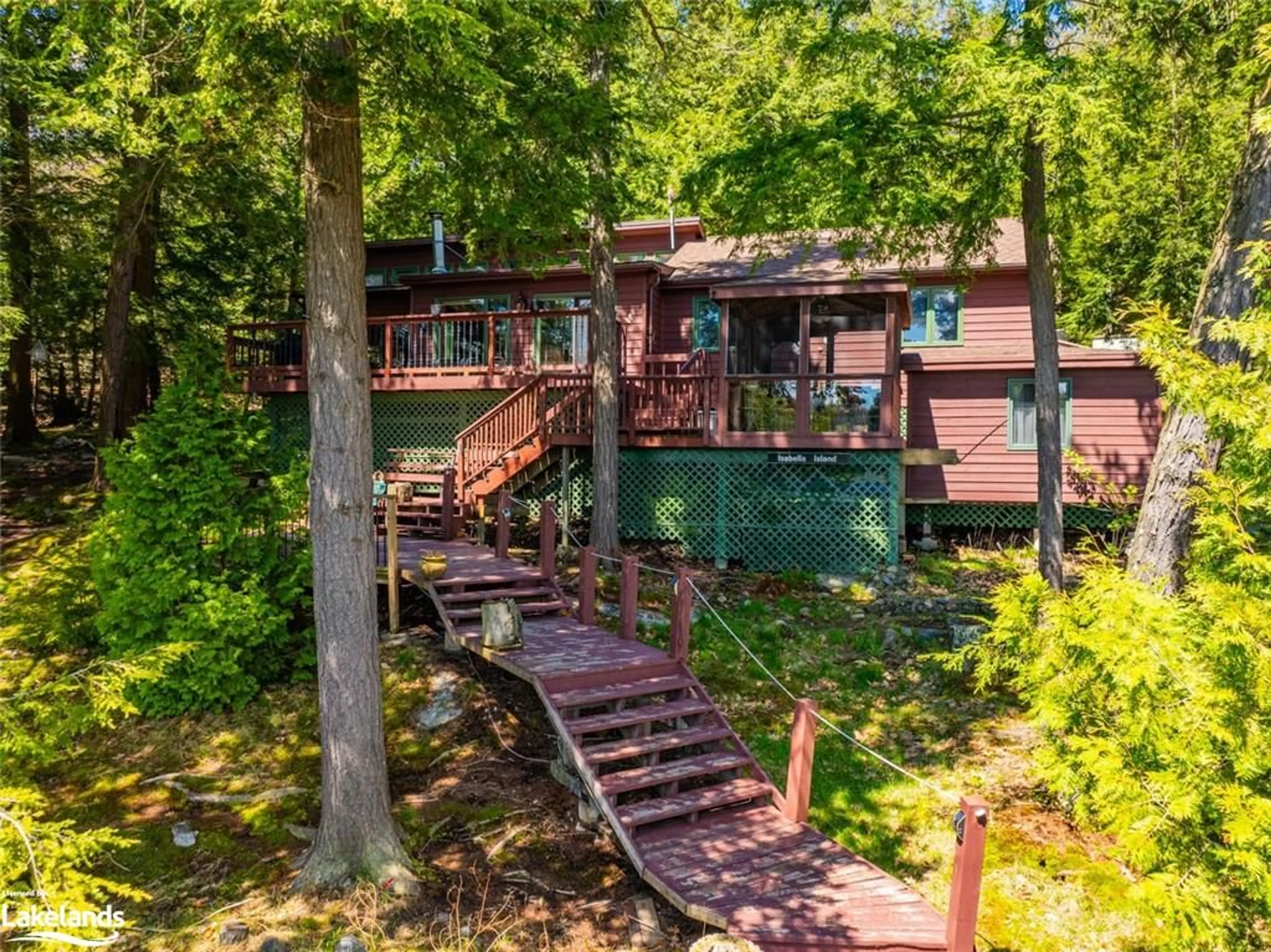 Cottage for 23 B717 (Isabella) Island, The Archipelago Ontario P2A 2X1