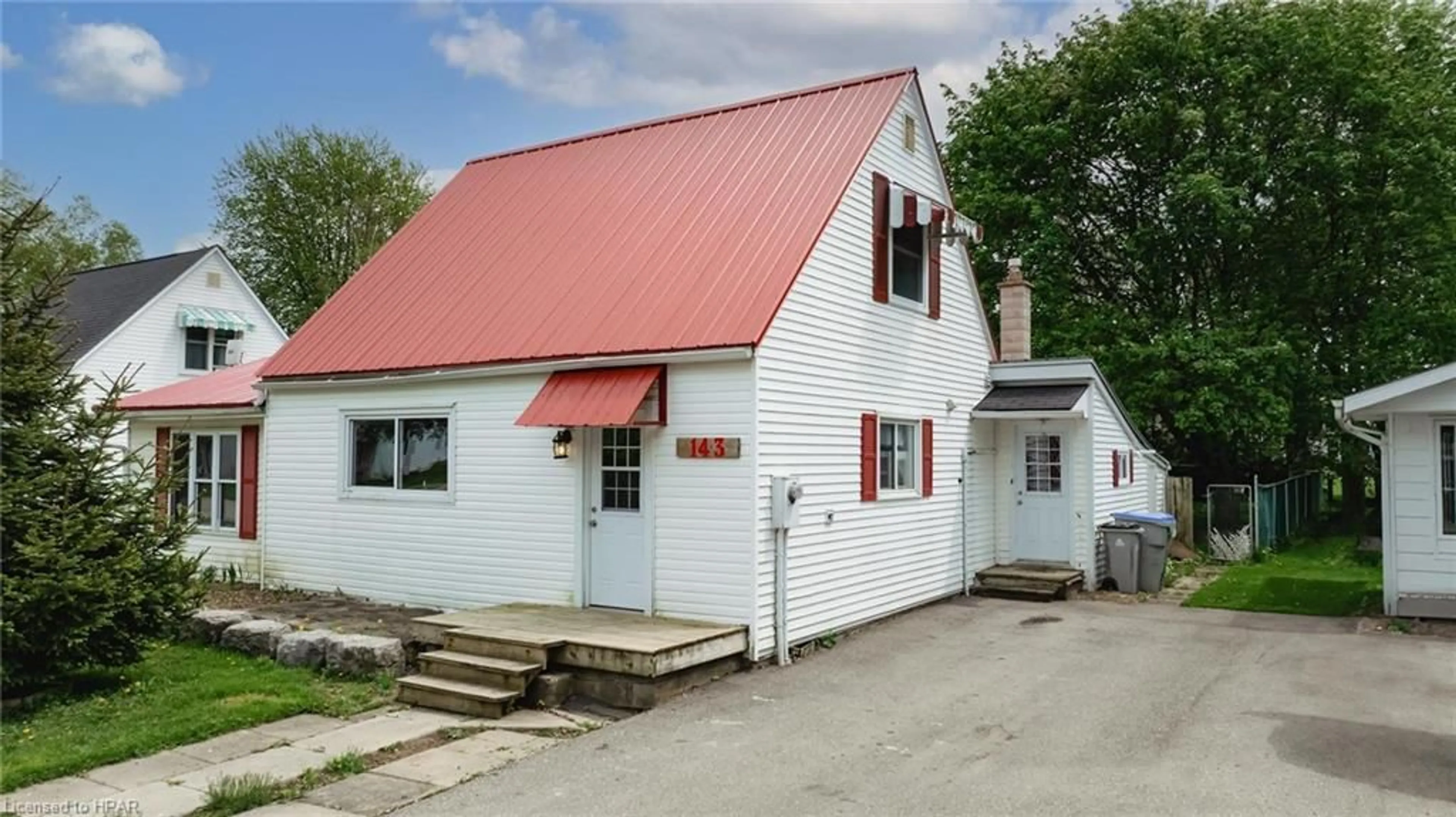 Cottage for 143 Anne St, Exeter Ontario N0M 1S2