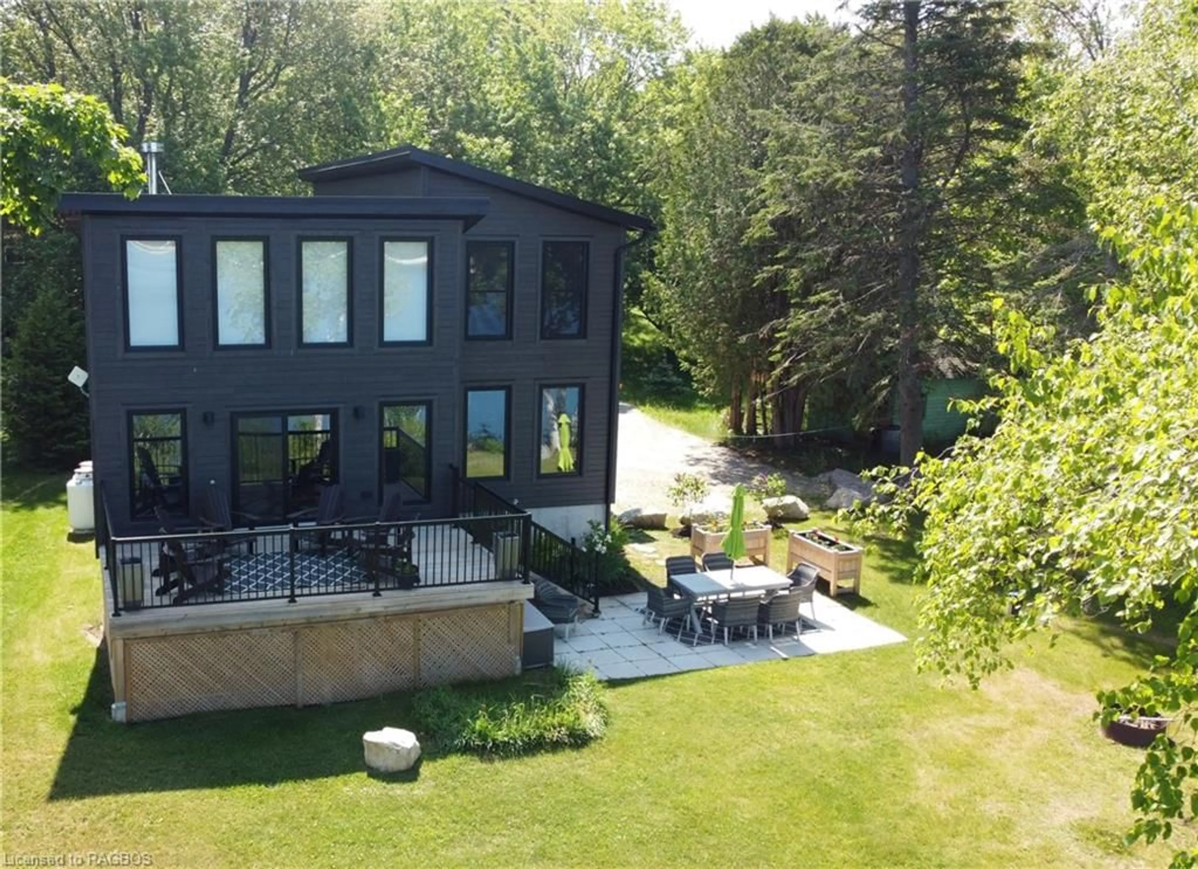 Outside view for 150 Moore St, Lion's Head Ontario N0H 1W0