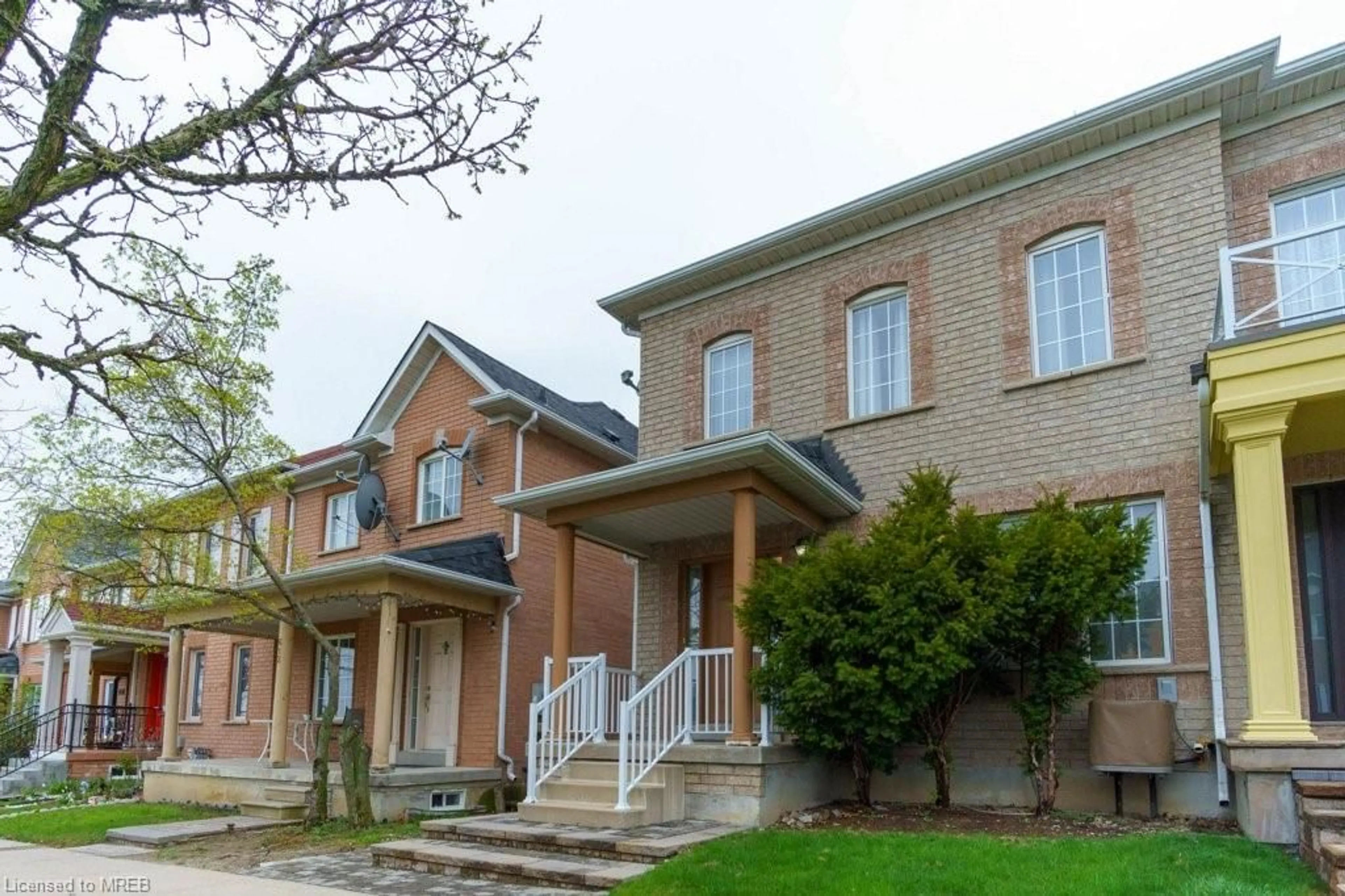 Home with brick exterior material for 616 Napa Valley Ave, Vaughan Ontario L4H 1R1