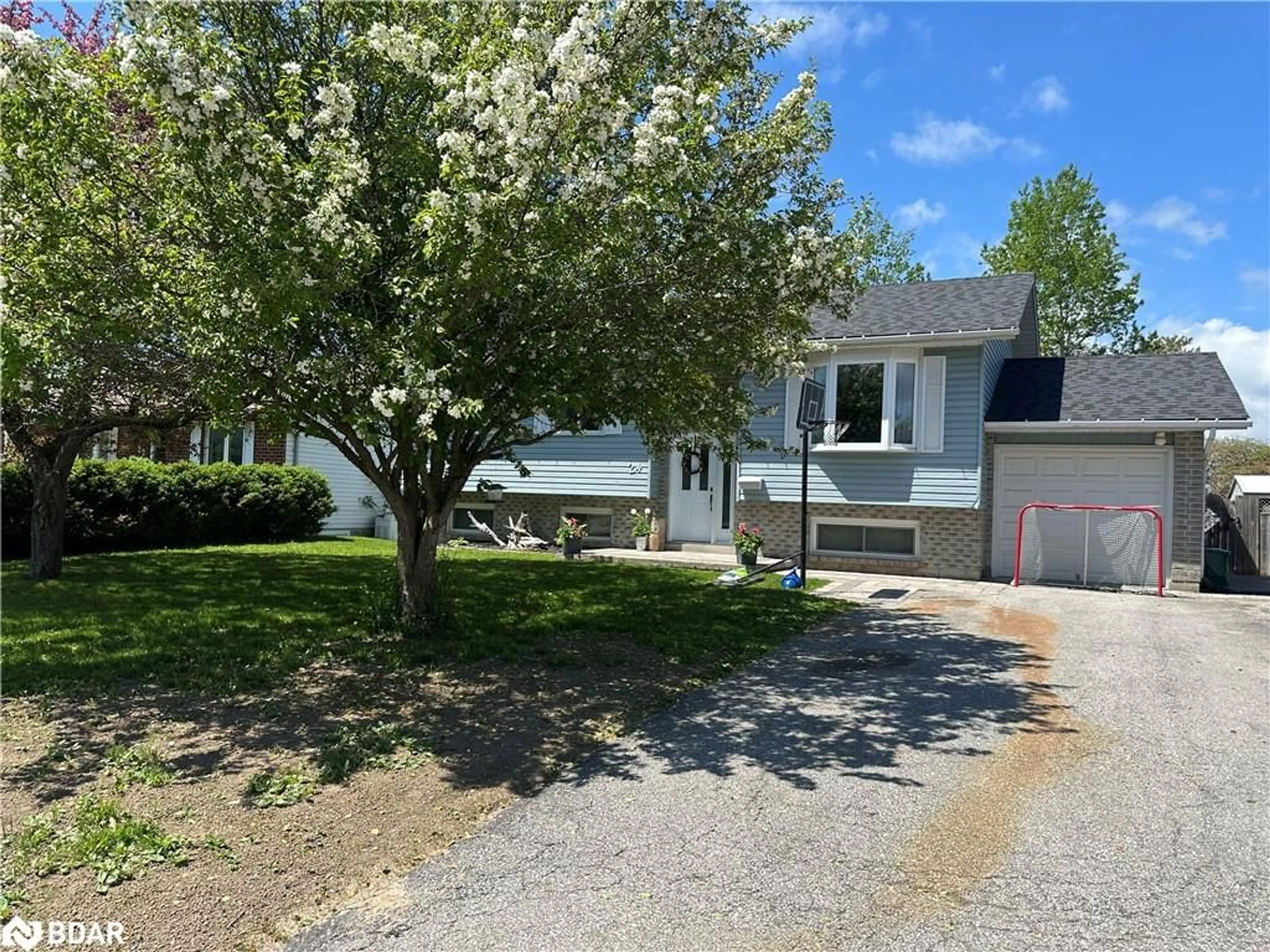 Frontside or backside of a home for 24 Dancy Dr, Orillia Ontario L3V 7M1