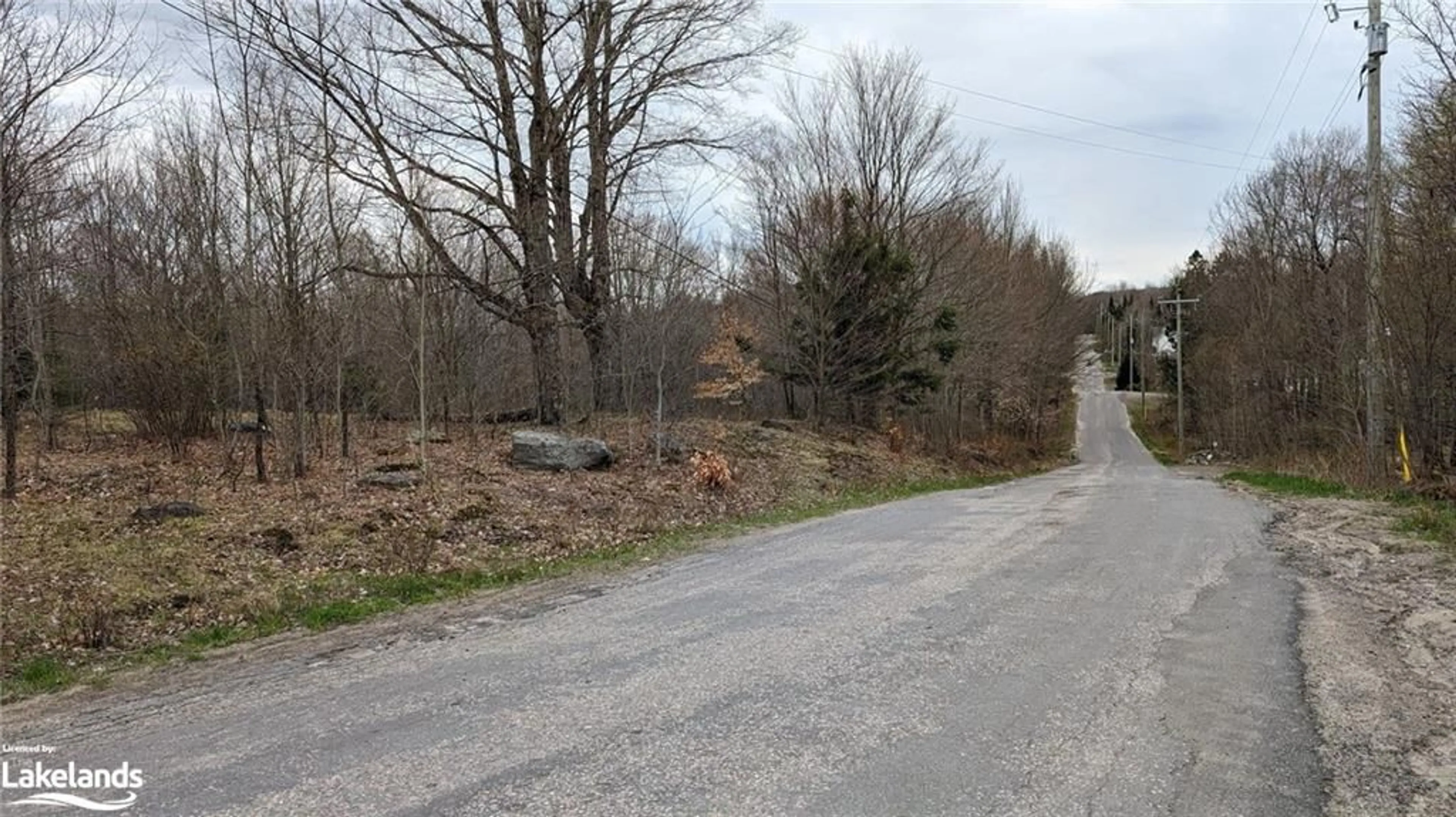 Street view for 379 Town Line Rd, Huntsville Ontario P1H 1S7