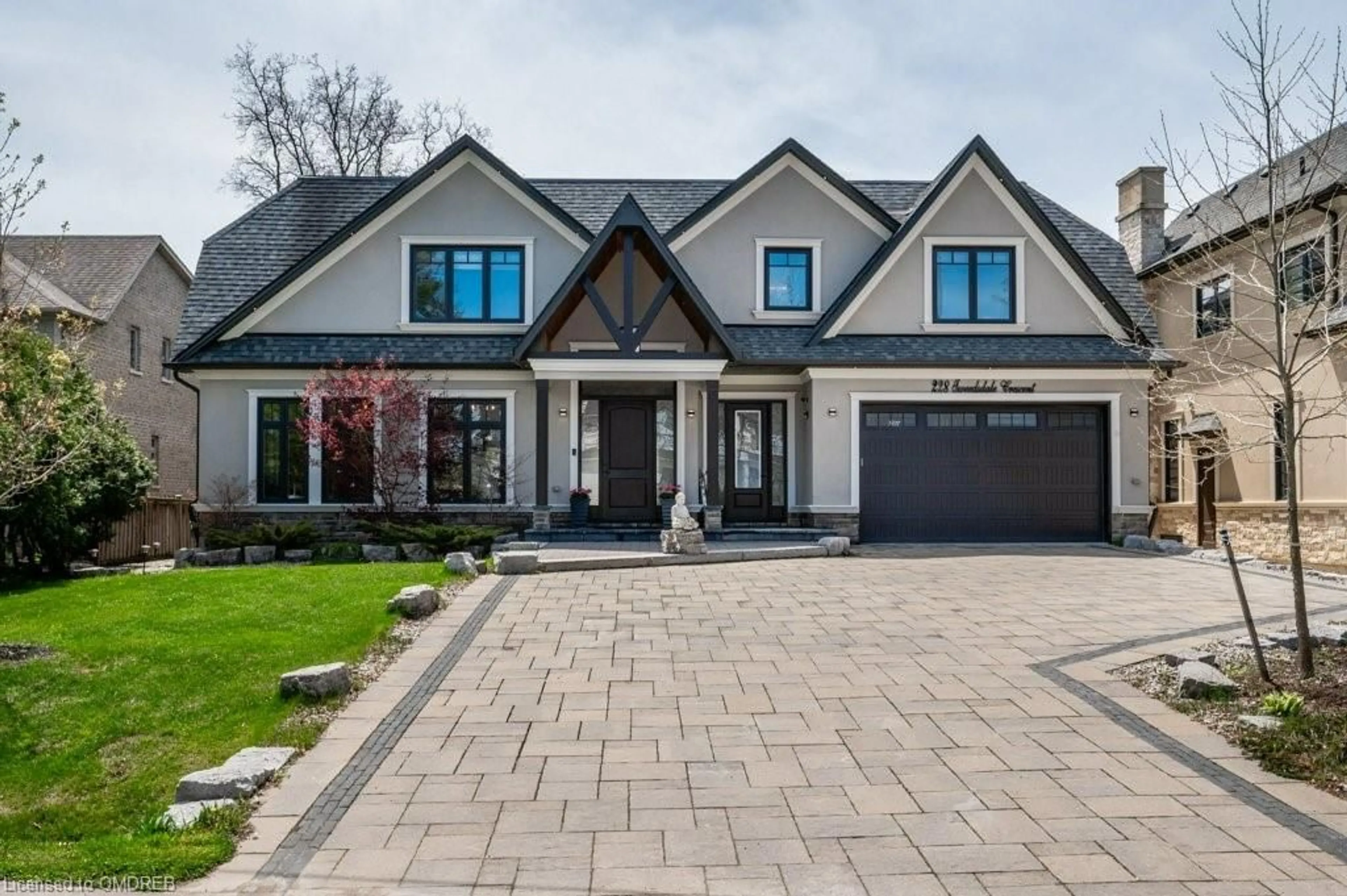 Home with brick exterior material for 228 Tweedsdale Cres, Oakville Ontario L6L 4P7