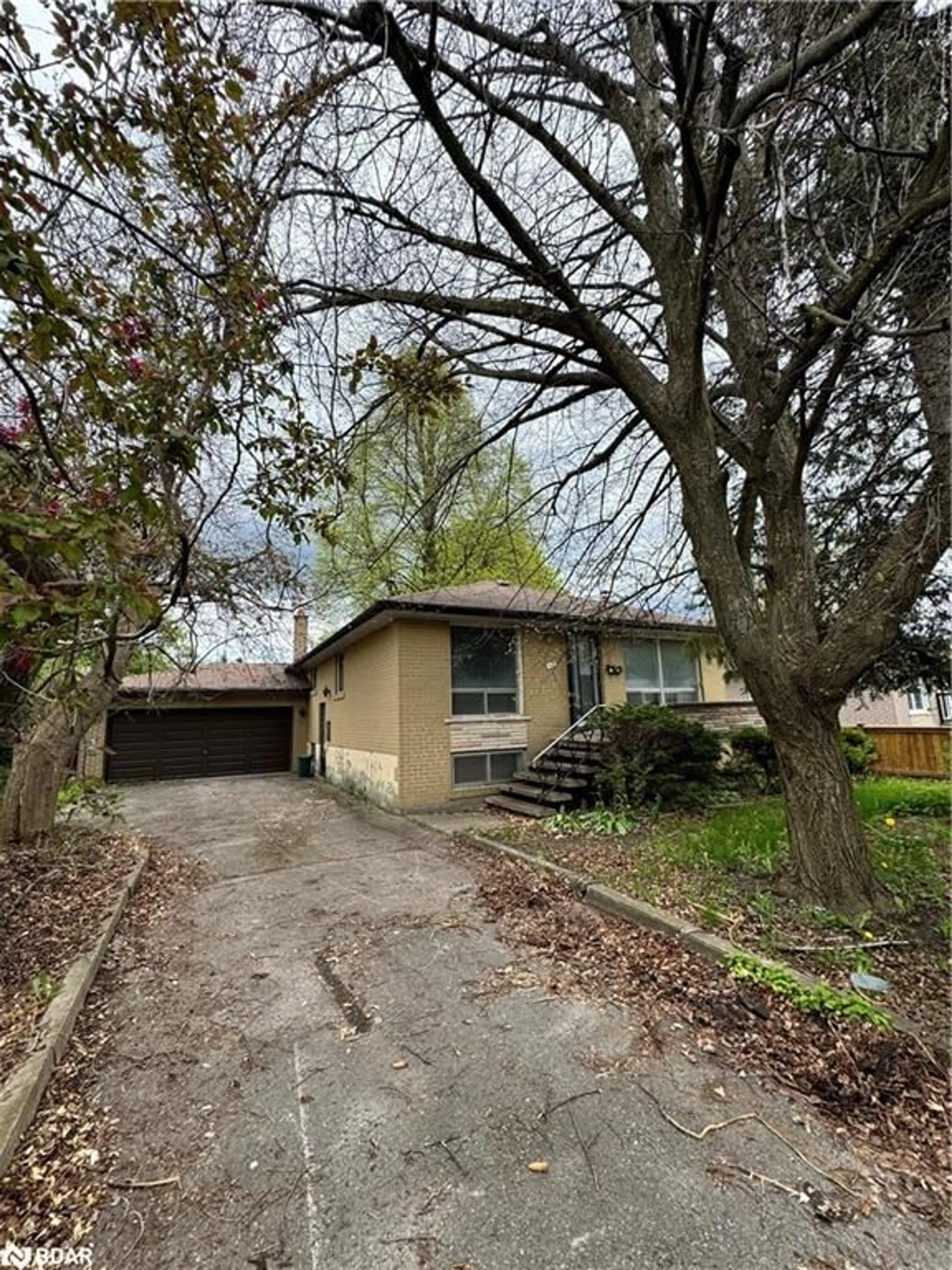 Frontside or backside of a home for 12 Kemano Rd, Aurora Ontario L4G 2Y1