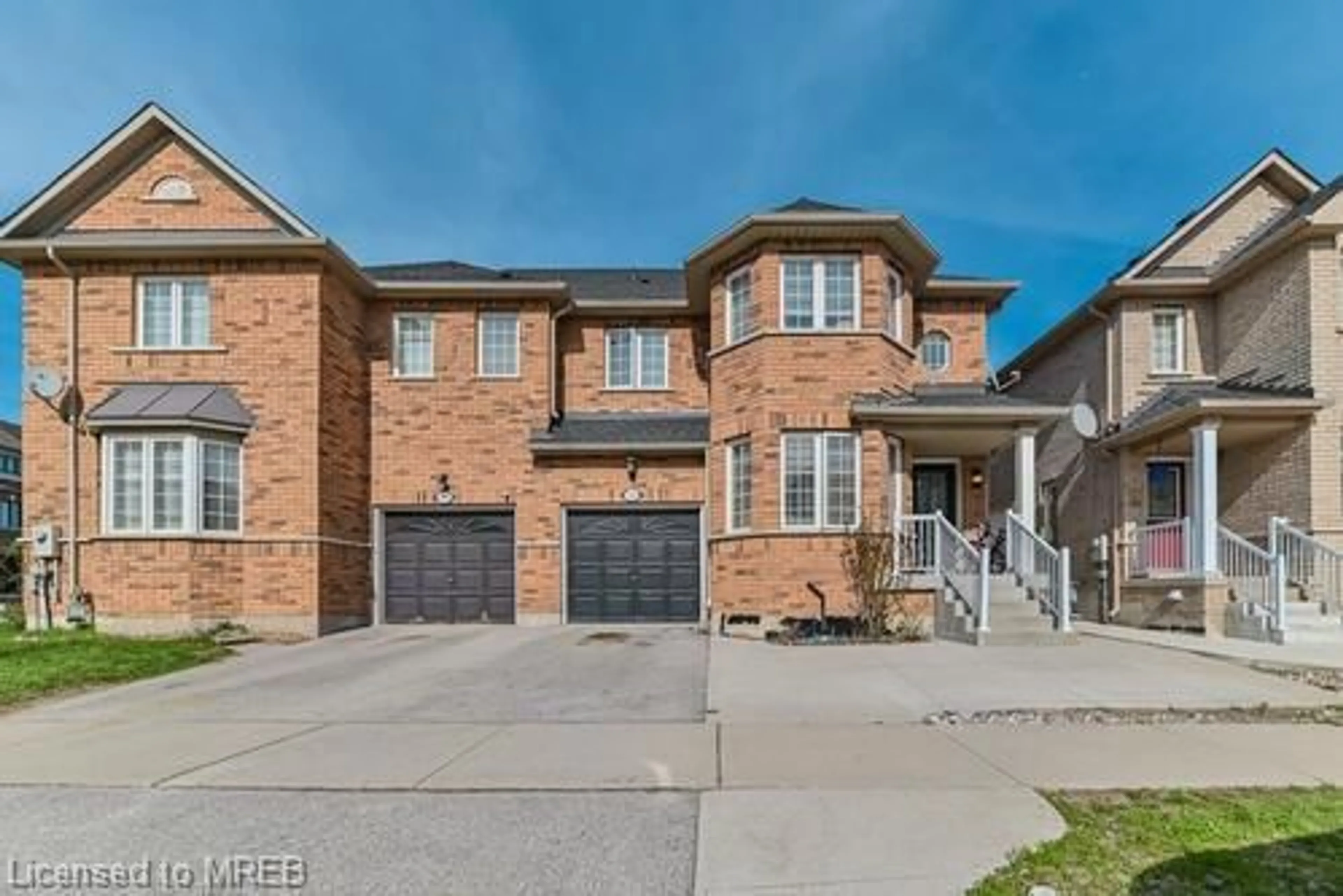 A pic from exterior of the house or condo for 269 Fasken Crt, Milton Ontario L9T 6S9