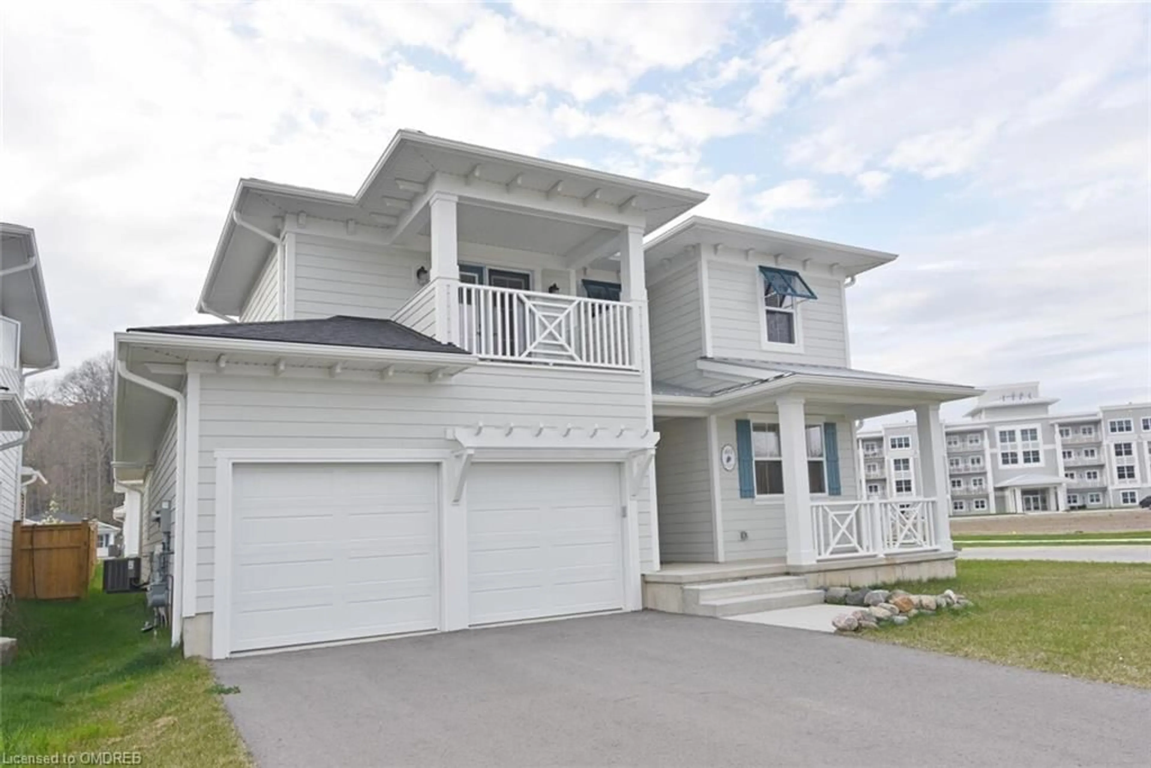 Frontside or backside of a home for 403 Breakwater Blvd, Port Stanley Ontario N5L 0B5