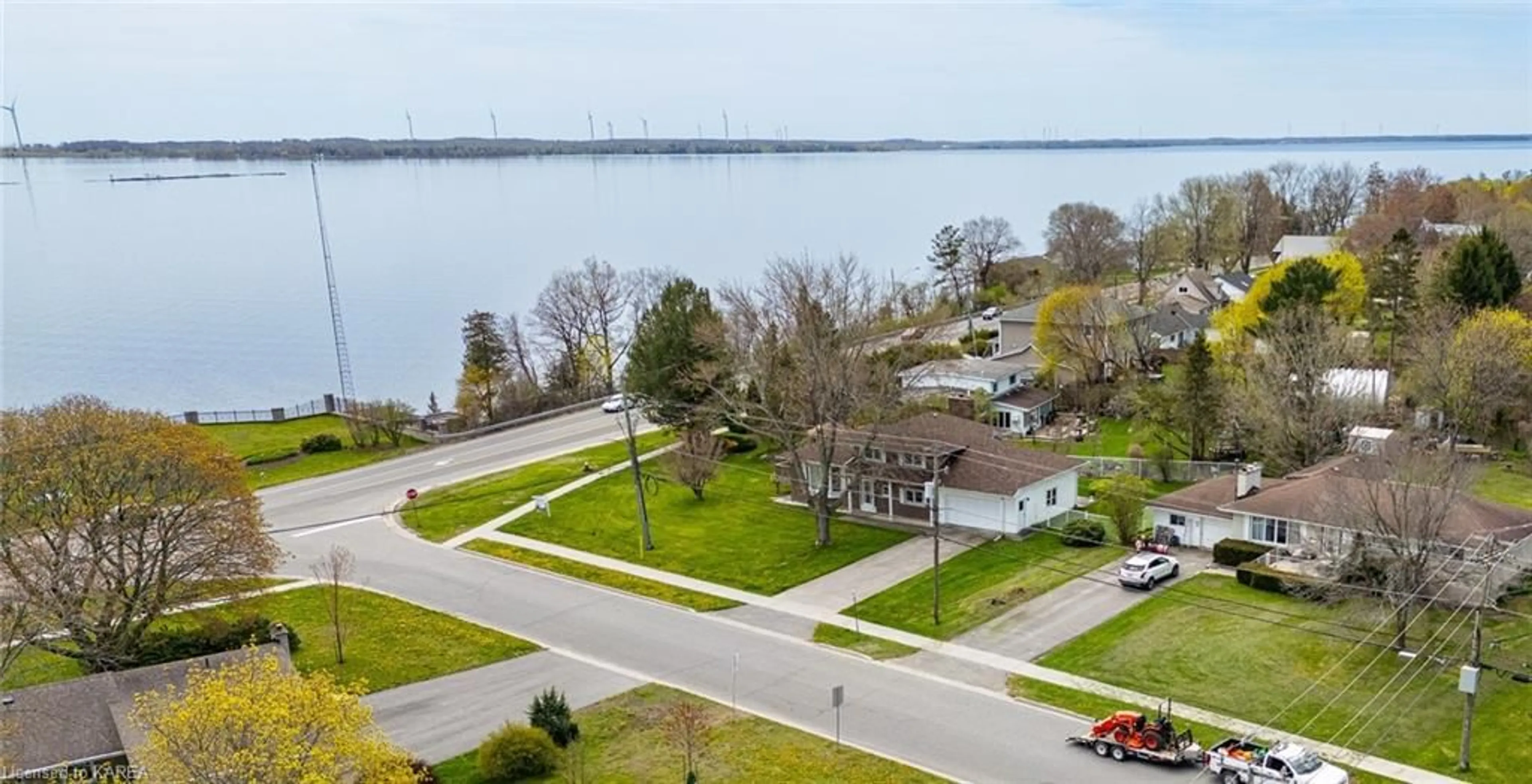 Lakeview for 2 Fairfield Blvd, Amherstview Ontario K7N 1L2