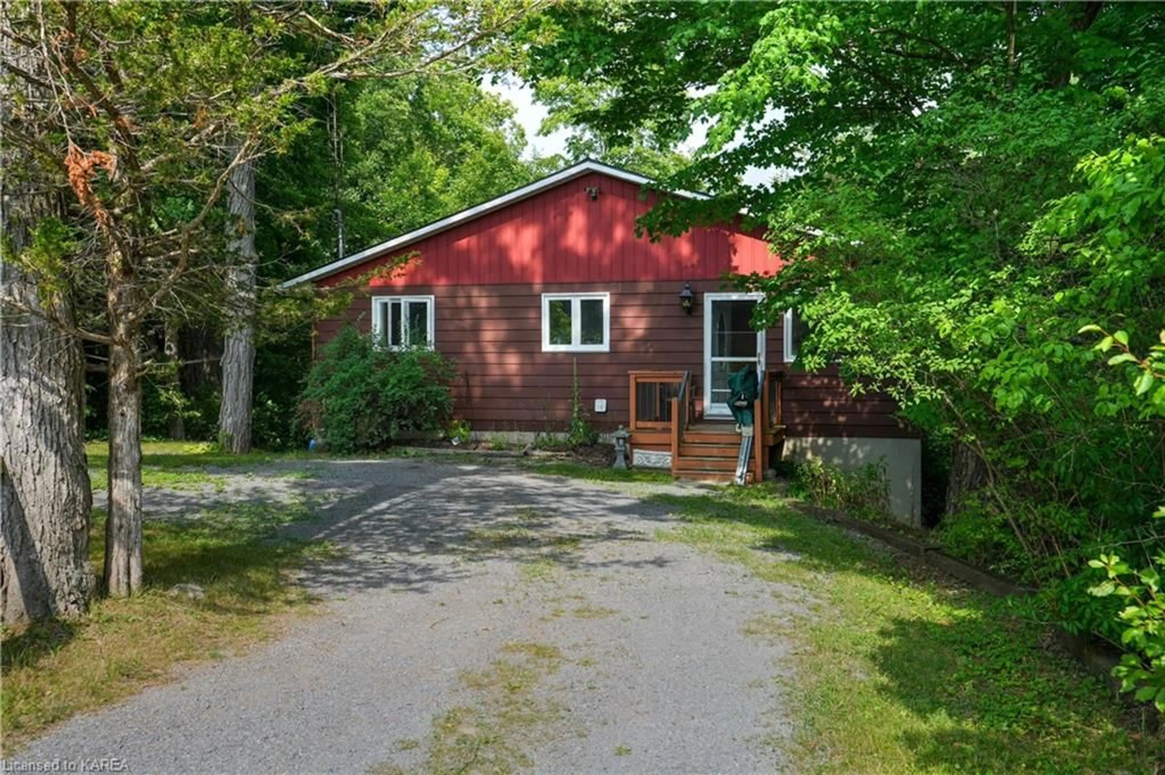 Cottage for 3131 County Road 3, Lansdowne Ontario K0E 1L0